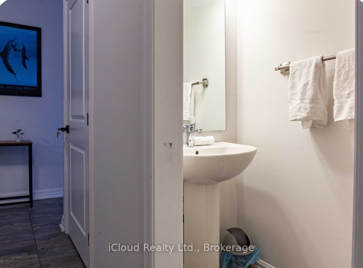 4311 Mann Street 36 Property Photo 18