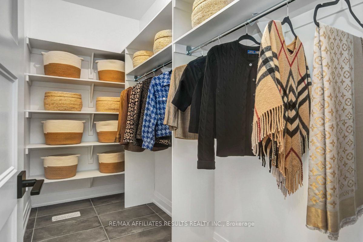 1152 Avignon Street Property Photo 25