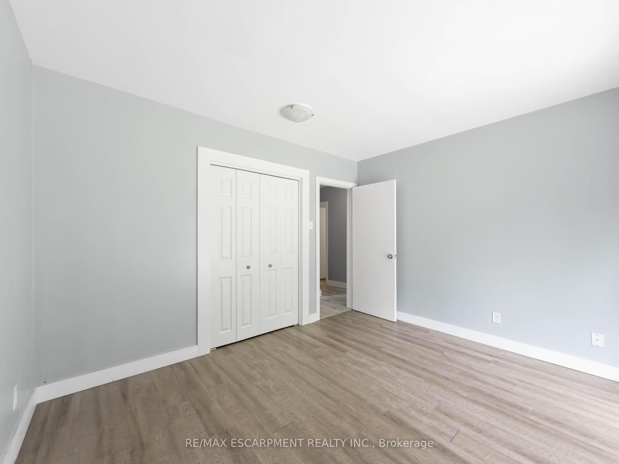 220 Cairn Street Property Photo 27