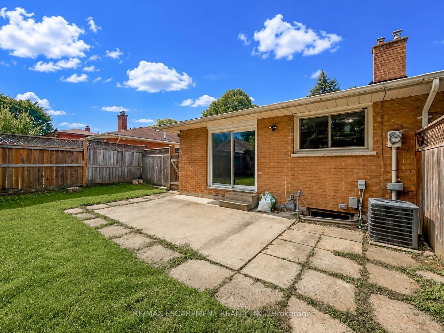 220 Cairn Street Property Photo 45