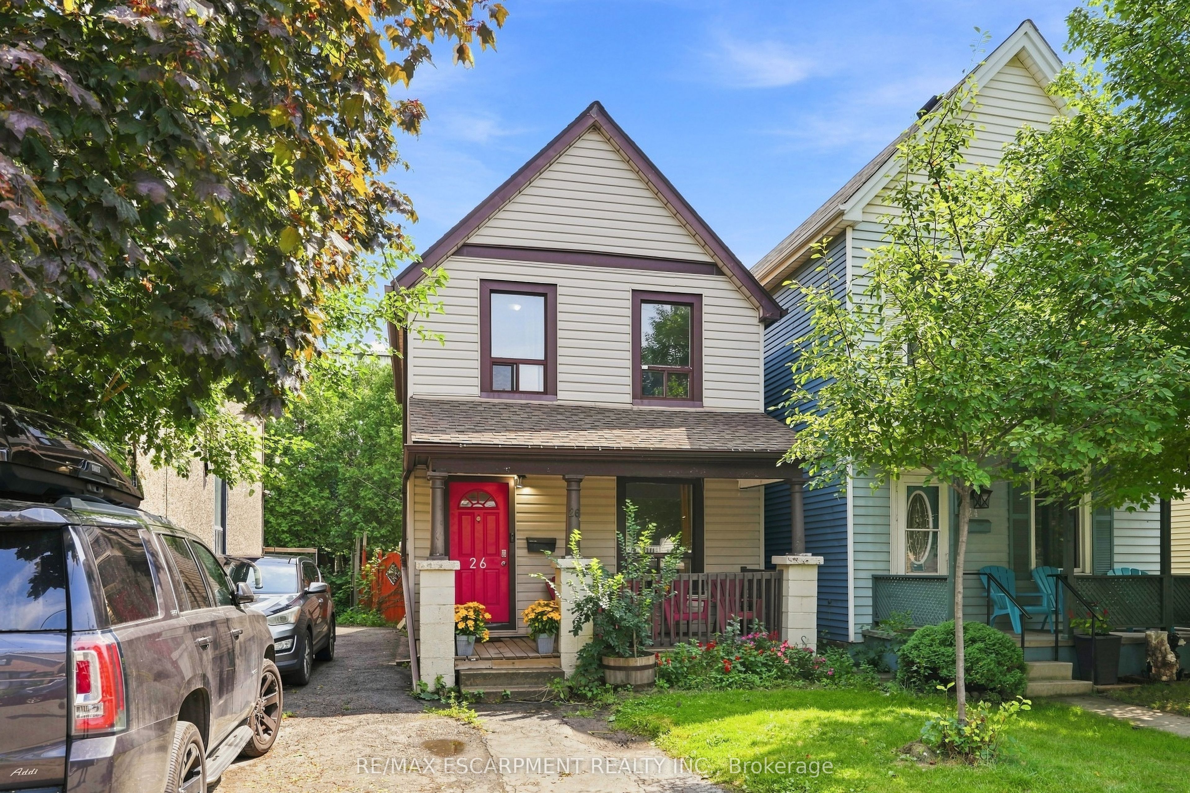 26 Niagara Street Property Photo 2