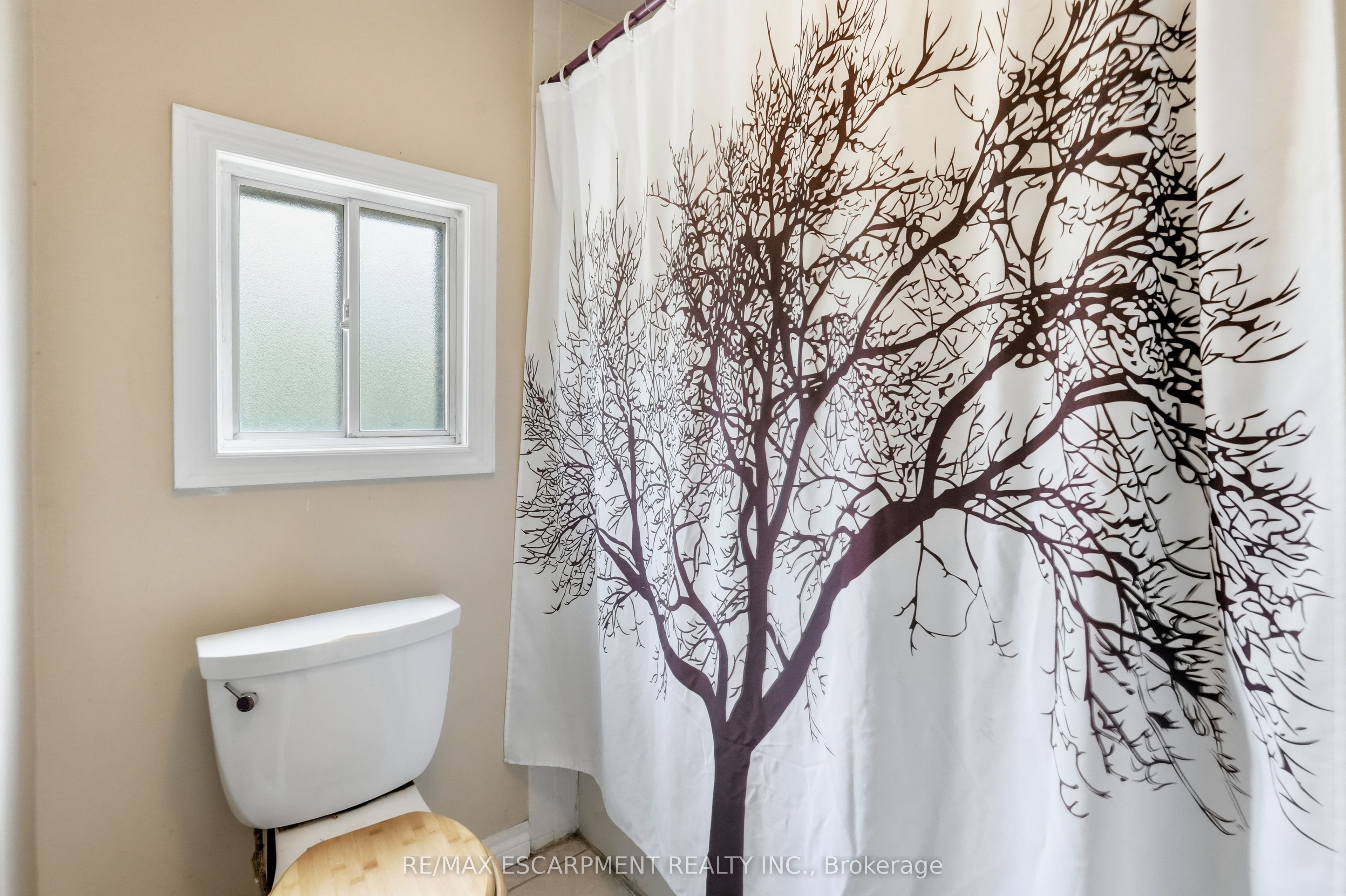 26 Niagara Street Property Photo 16