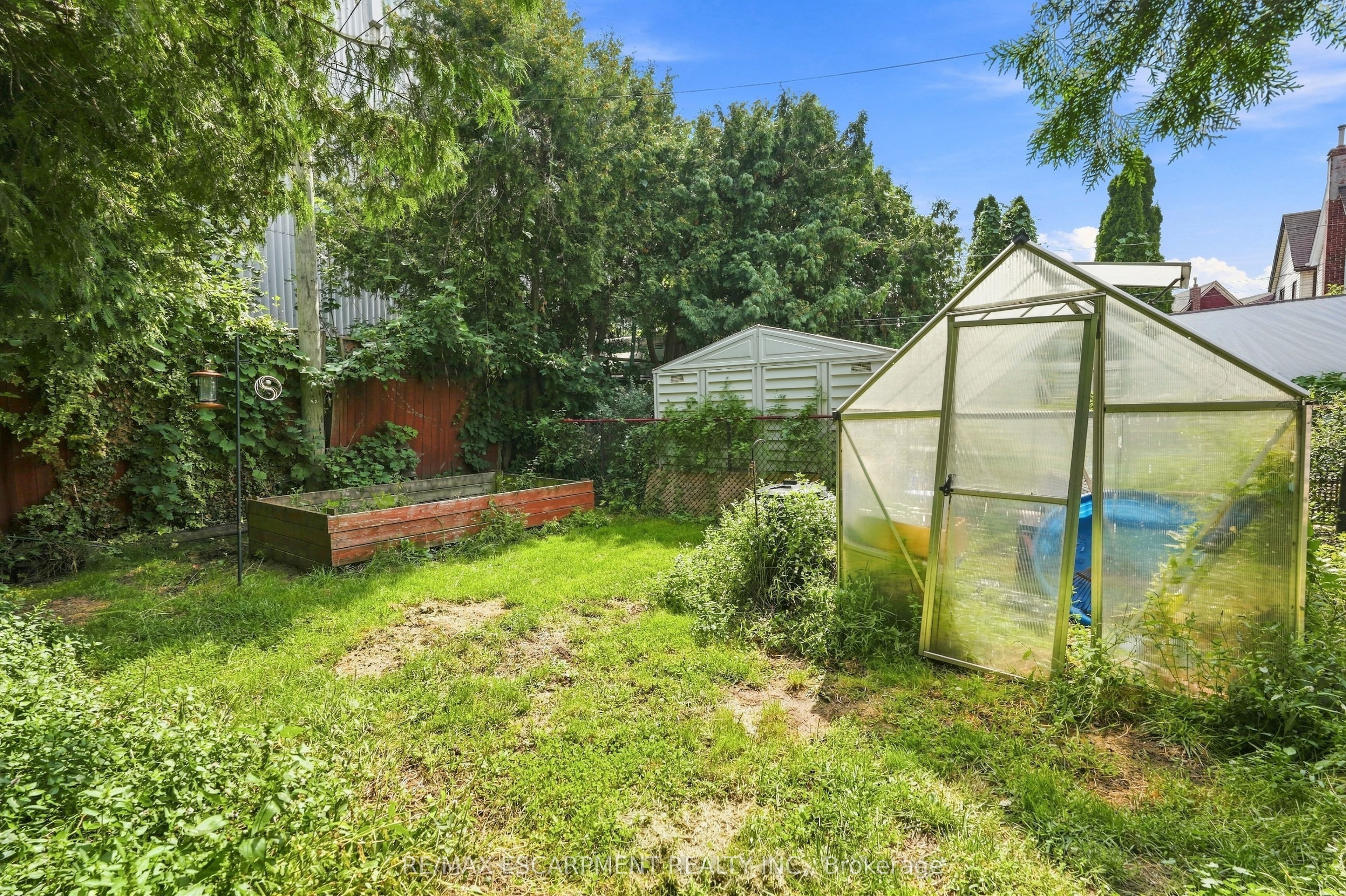 26 Niagara Street Property Photo 18