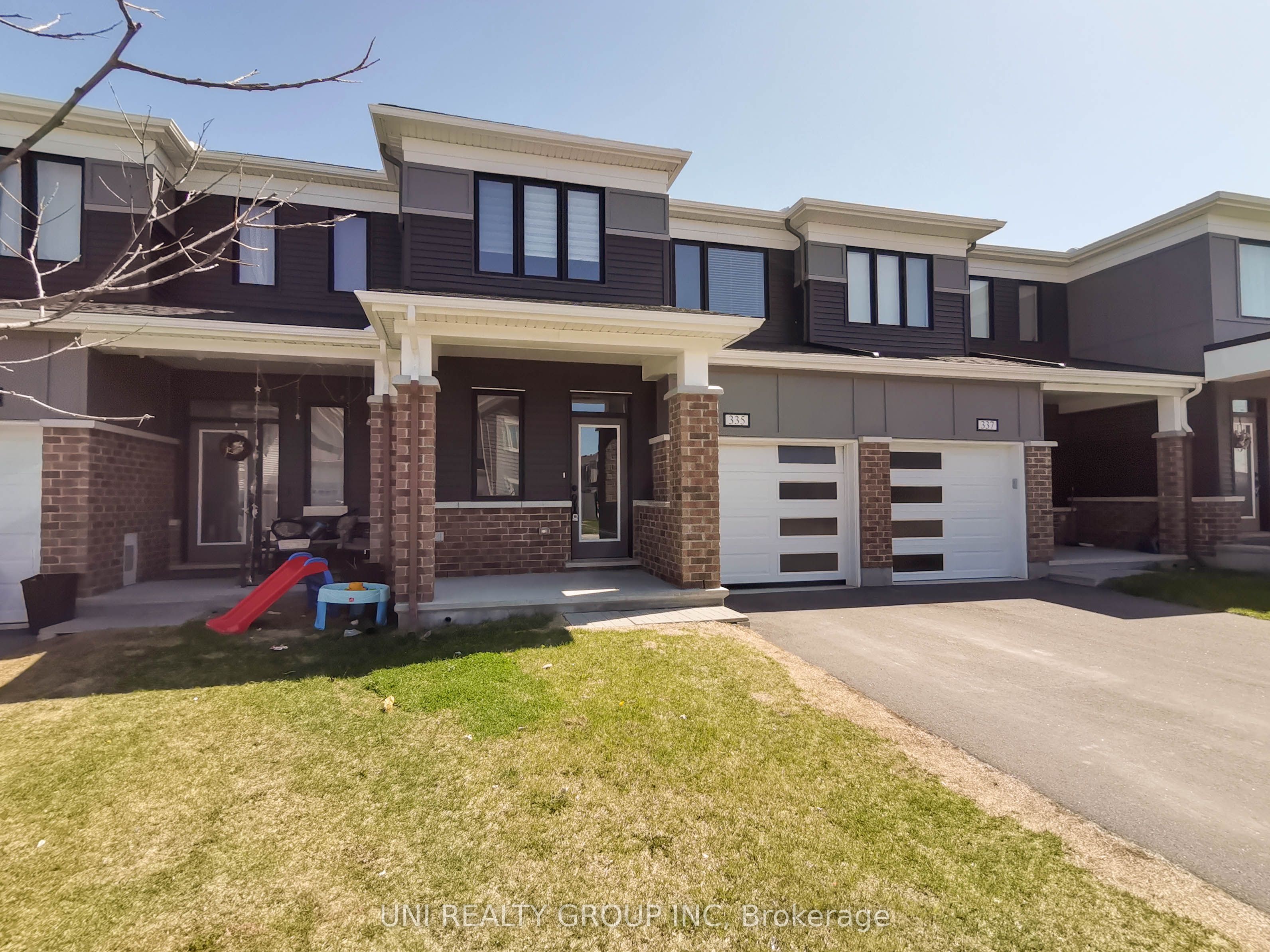 335 APHELION Crescent Property Photo 1