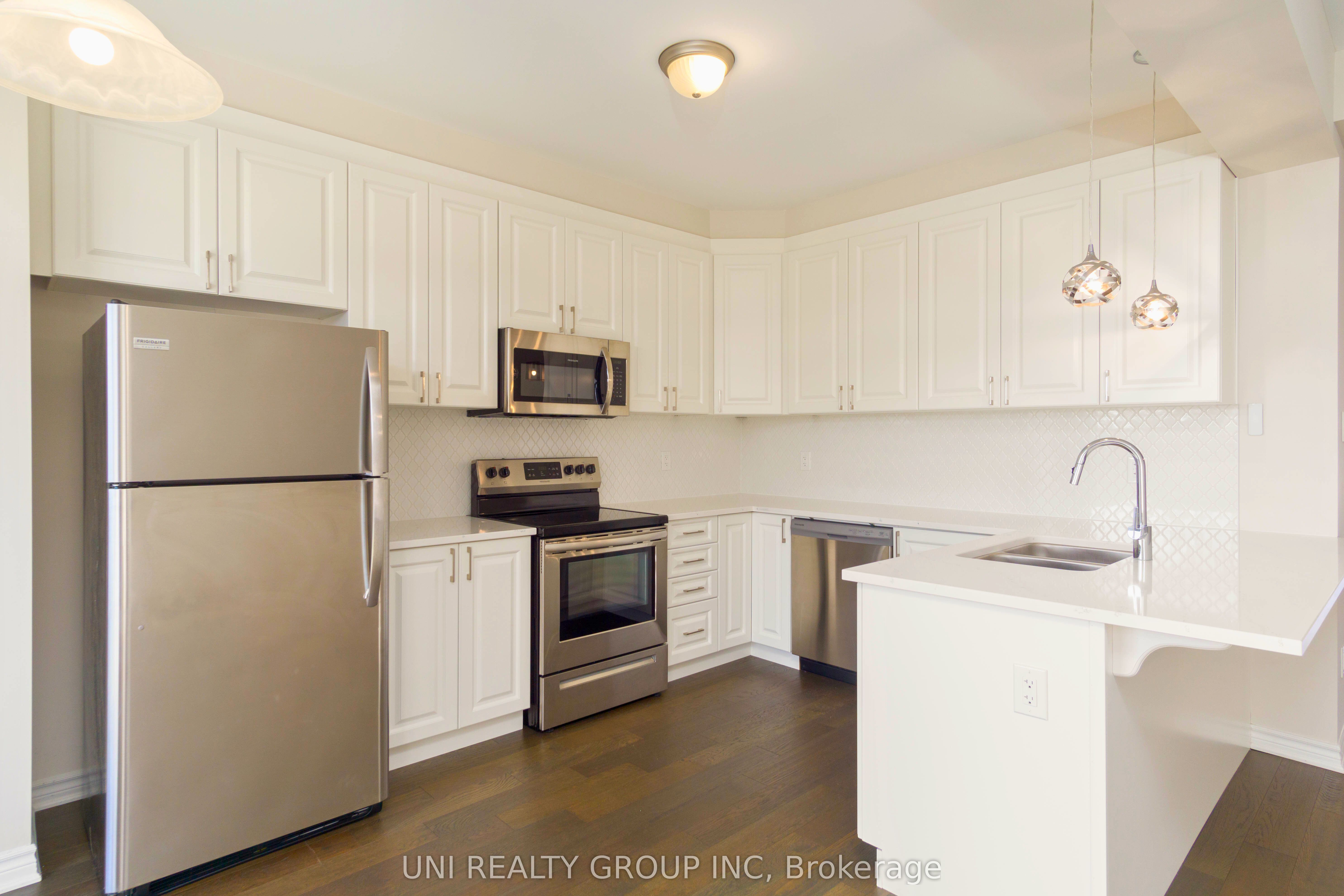 335 Aphelion Crescent Property Photo 10