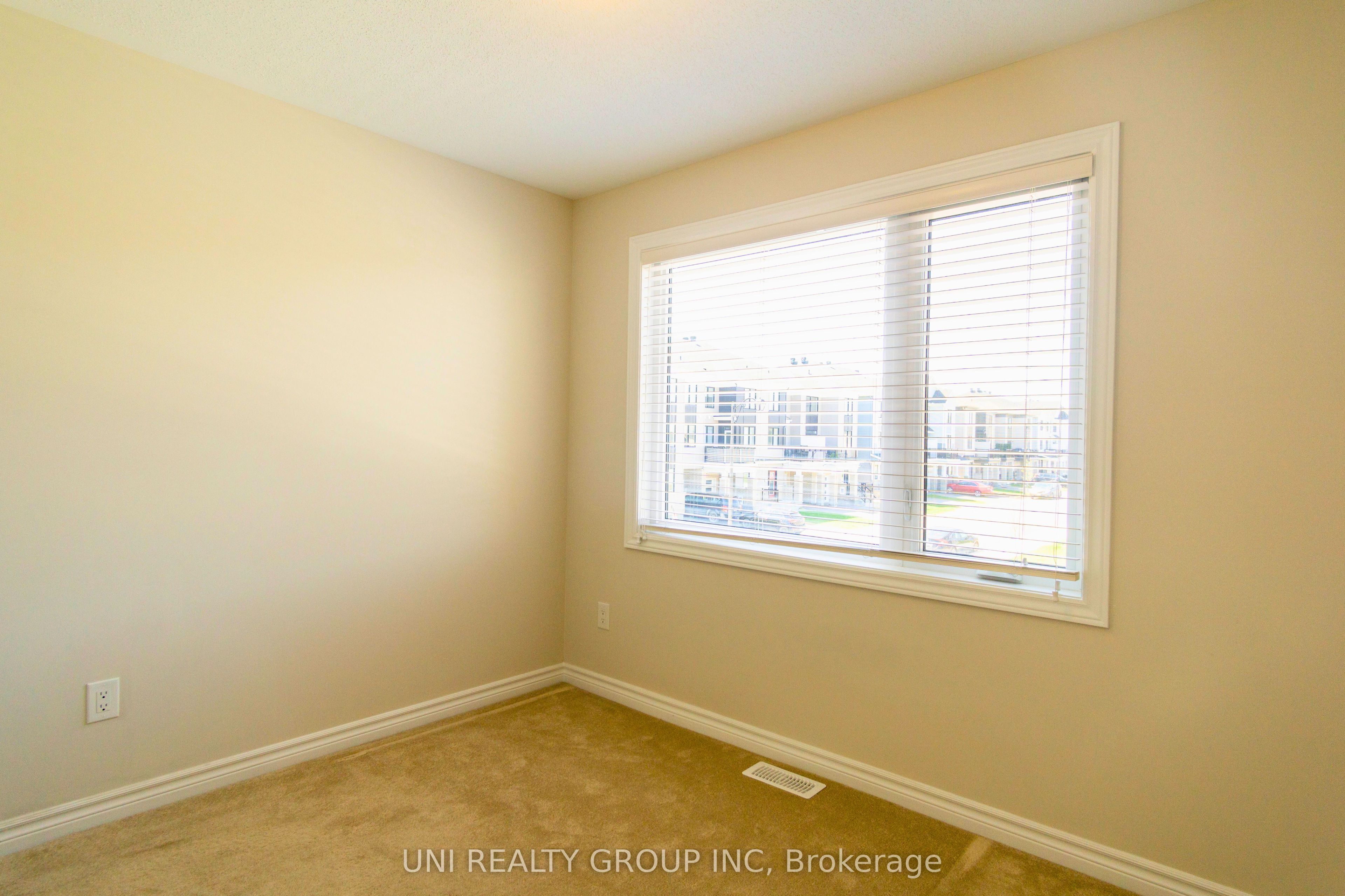 335 Aphelion Crescent Property Photo 19