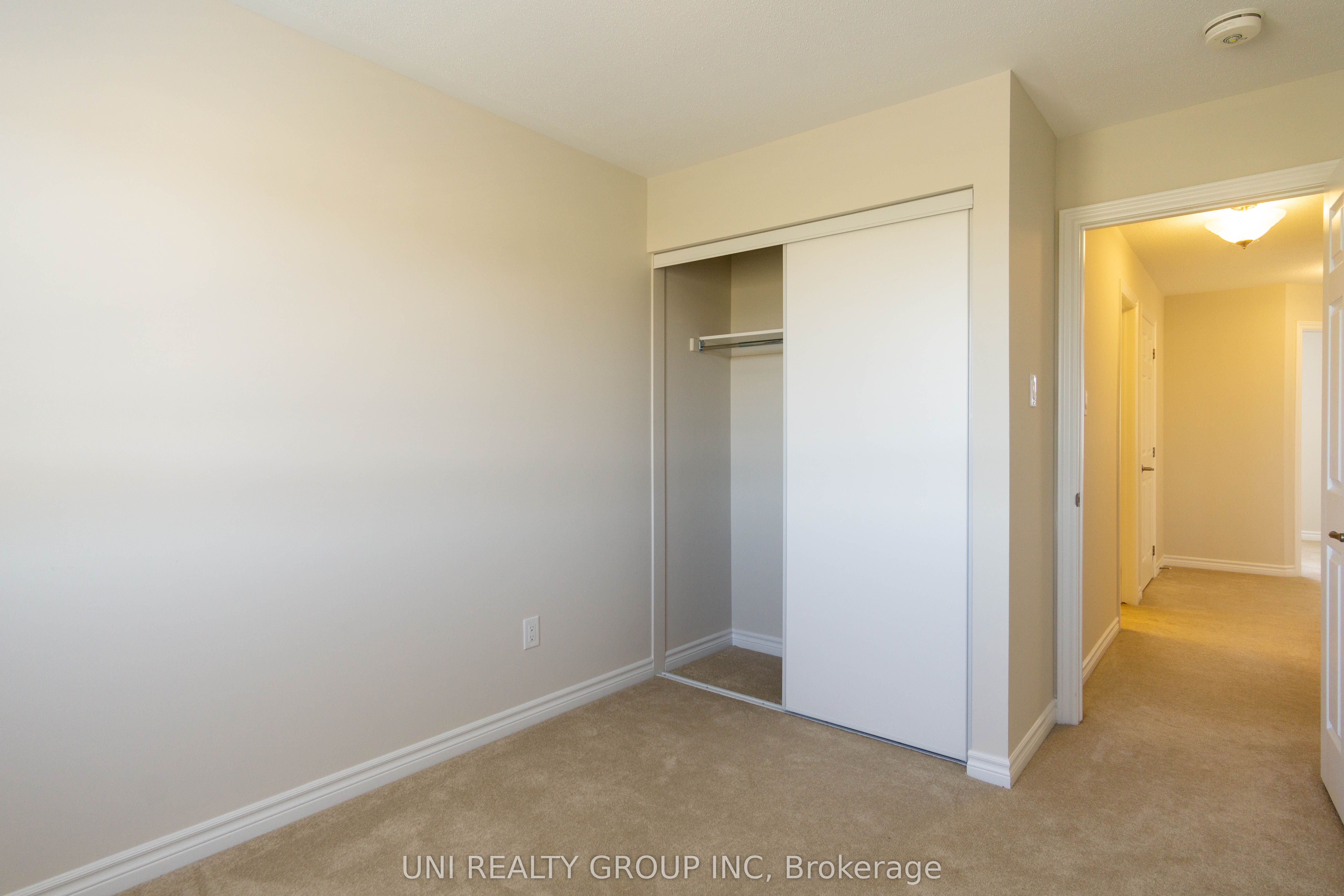 335 Aphelion Crescent Property Photo 29