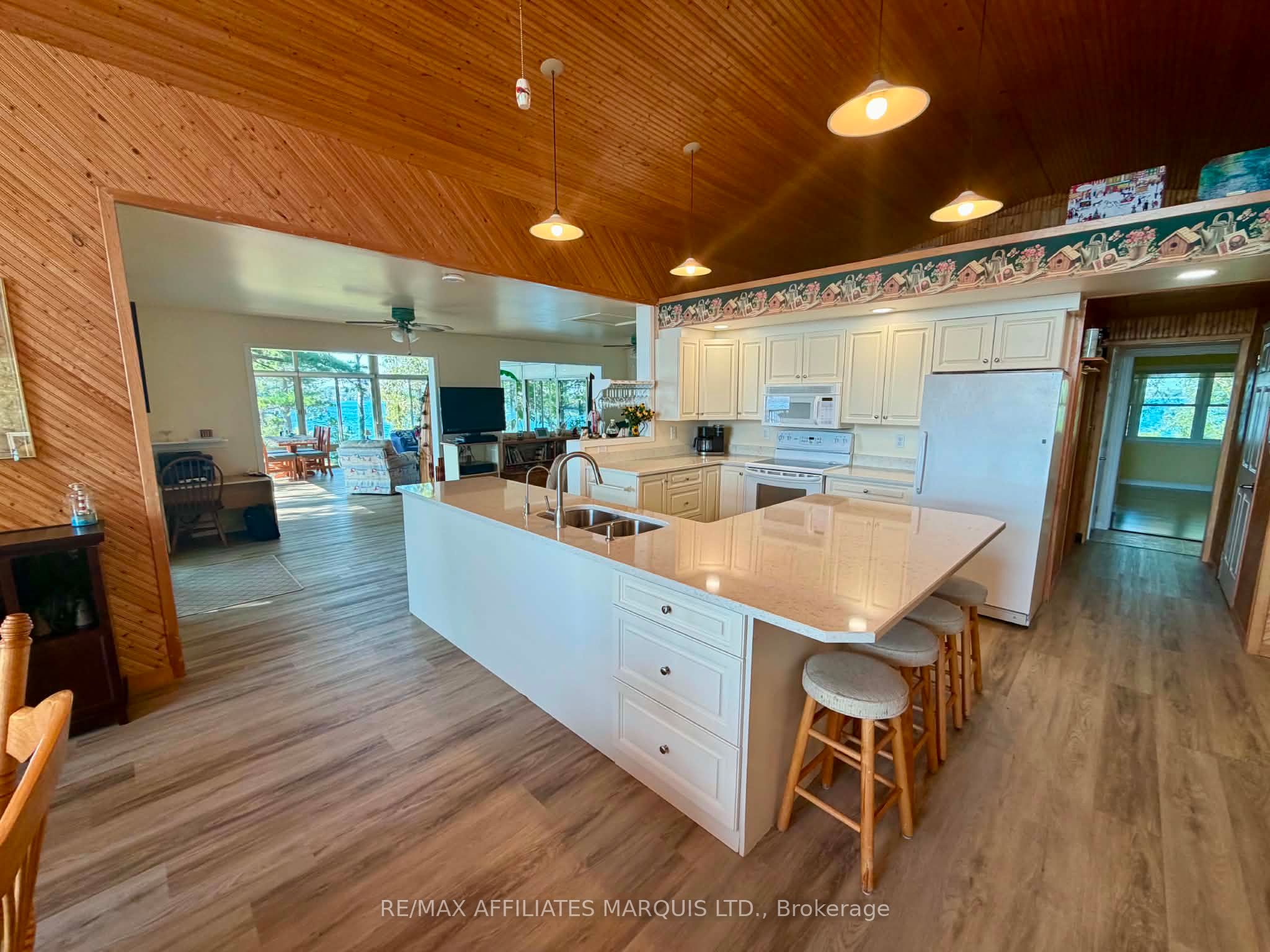 1 Island 49 Island Property Photo 20
