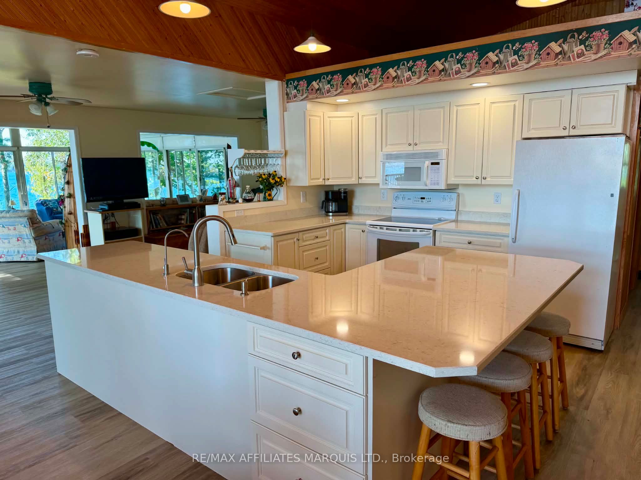 1 Island 49 Island Property Photo 21