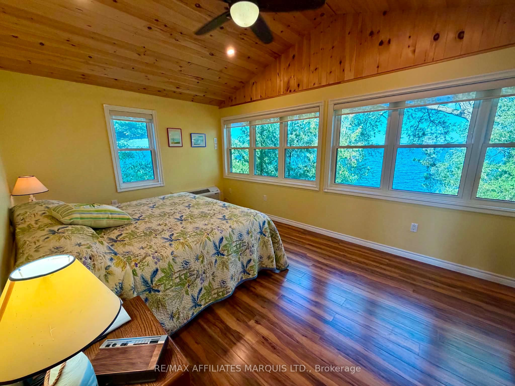 1 Island 49 Island Property Photo 28