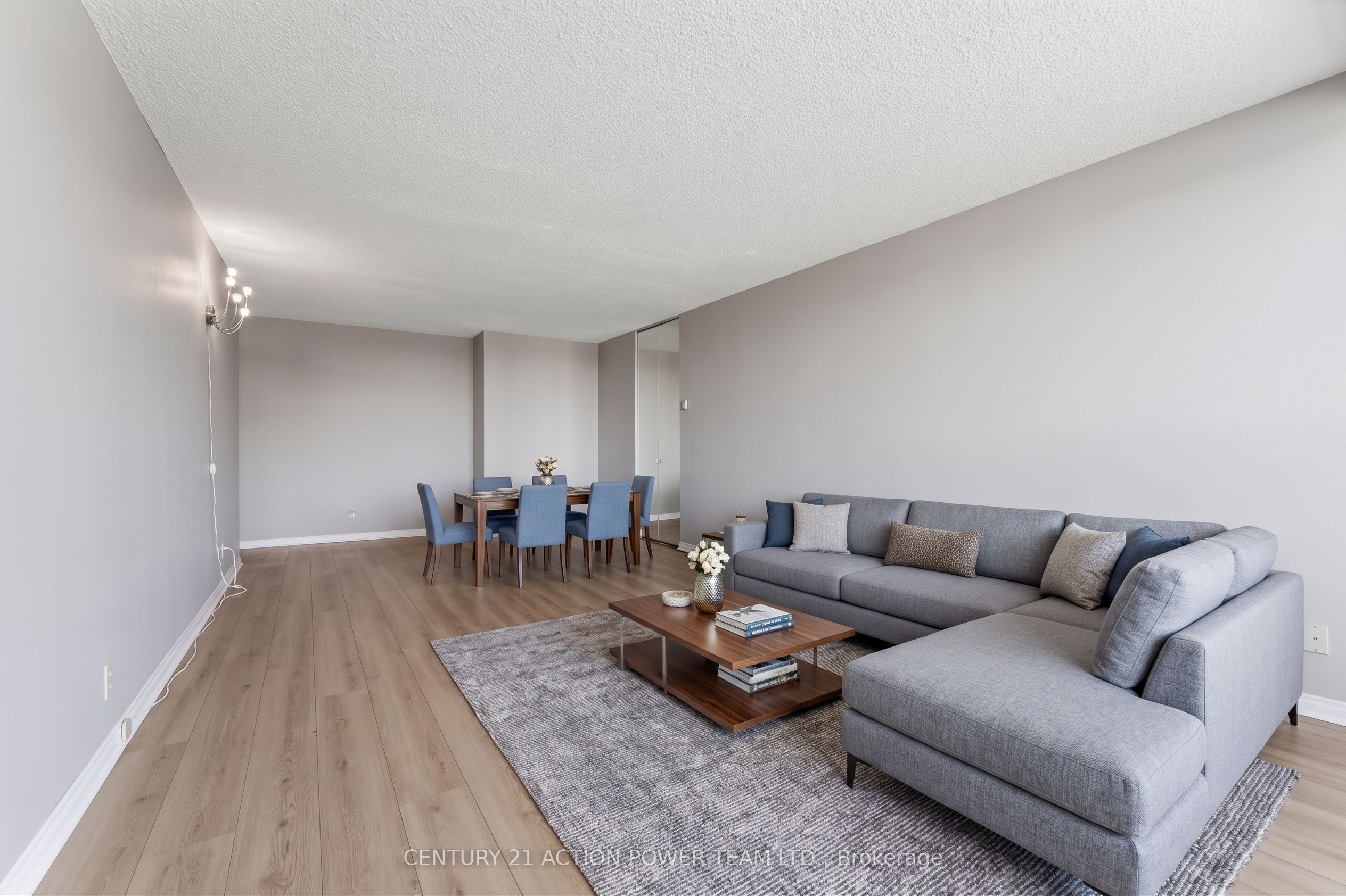 505 St Laurent Boulevard 903 Property Photo 11