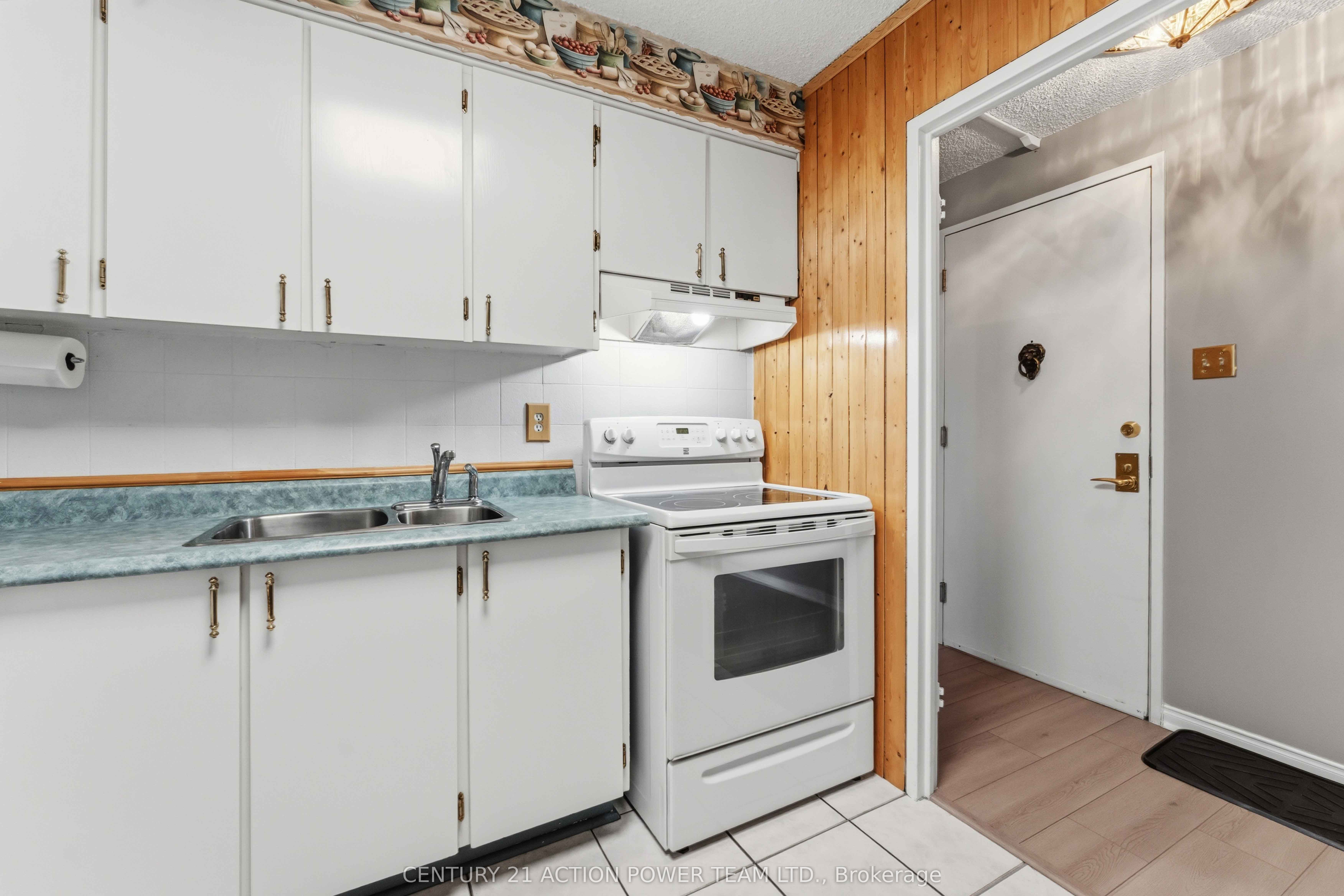 505 St Laurent Boulevard 903 Property Photo 16