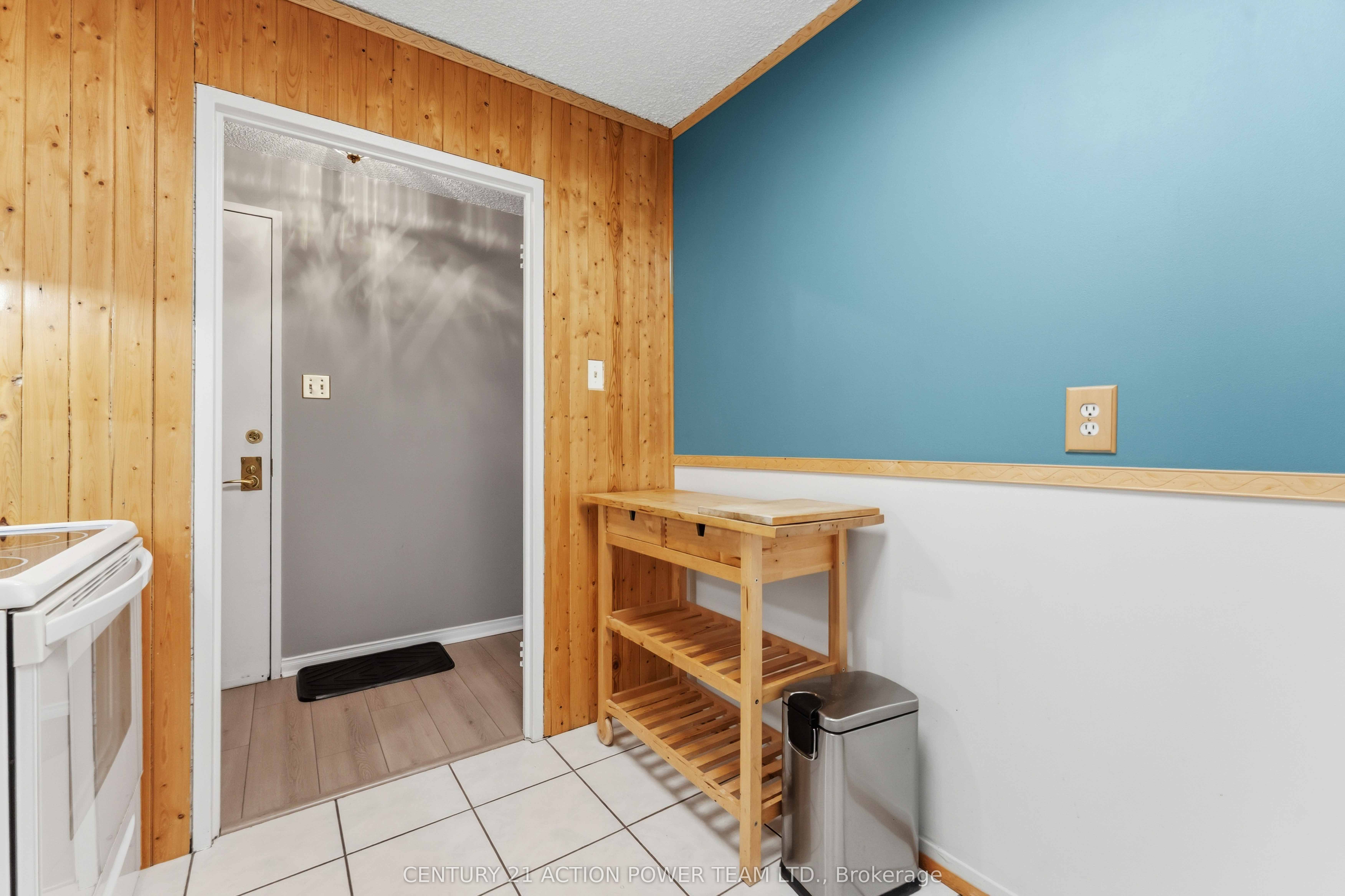 505 St Laurent Boulevard 903 Property Photo 18