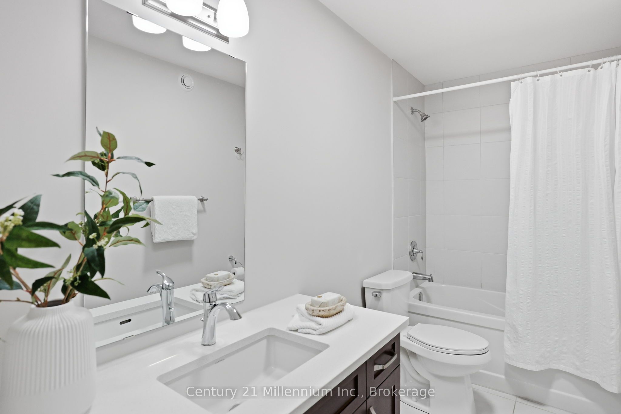 132 Sycamore Street Property Photo 27