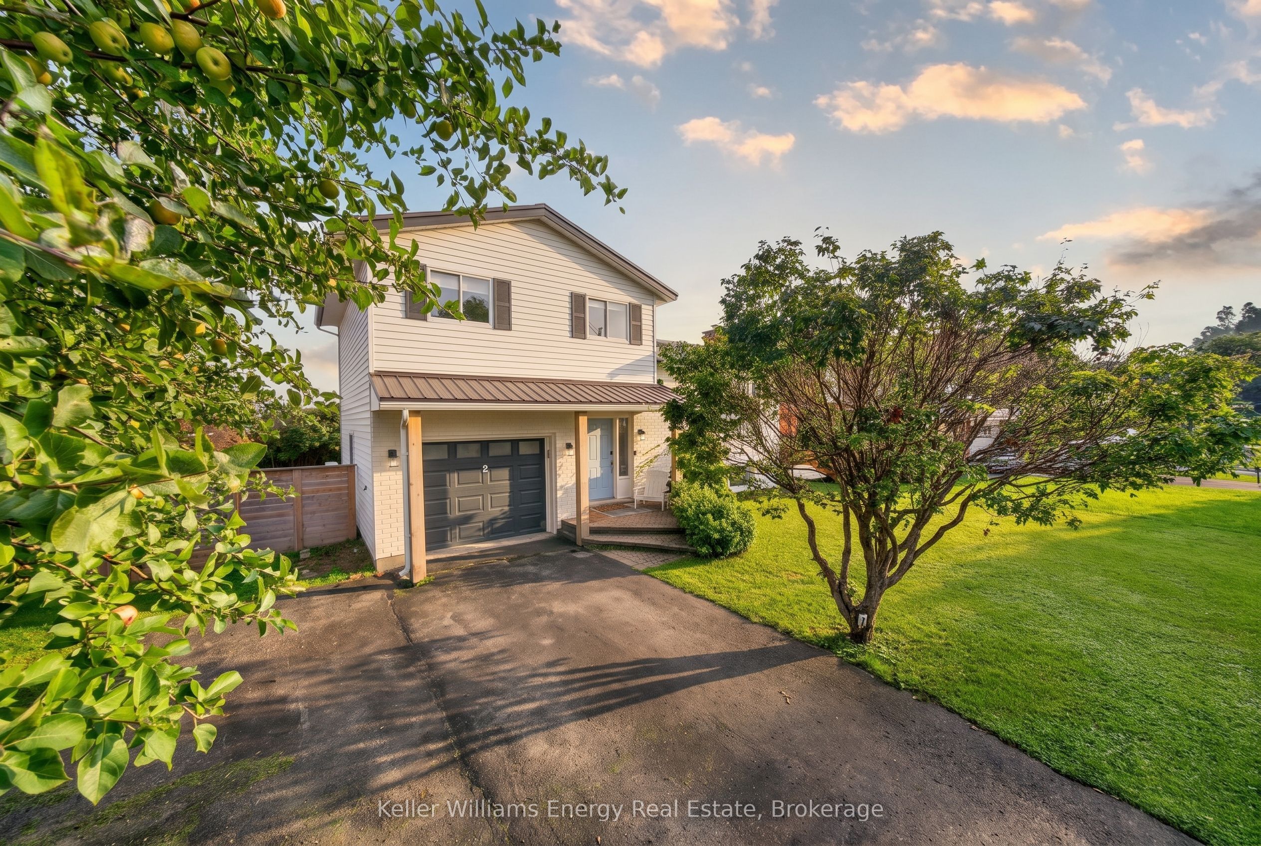 5 Harbourview Crescent Property Photo 1