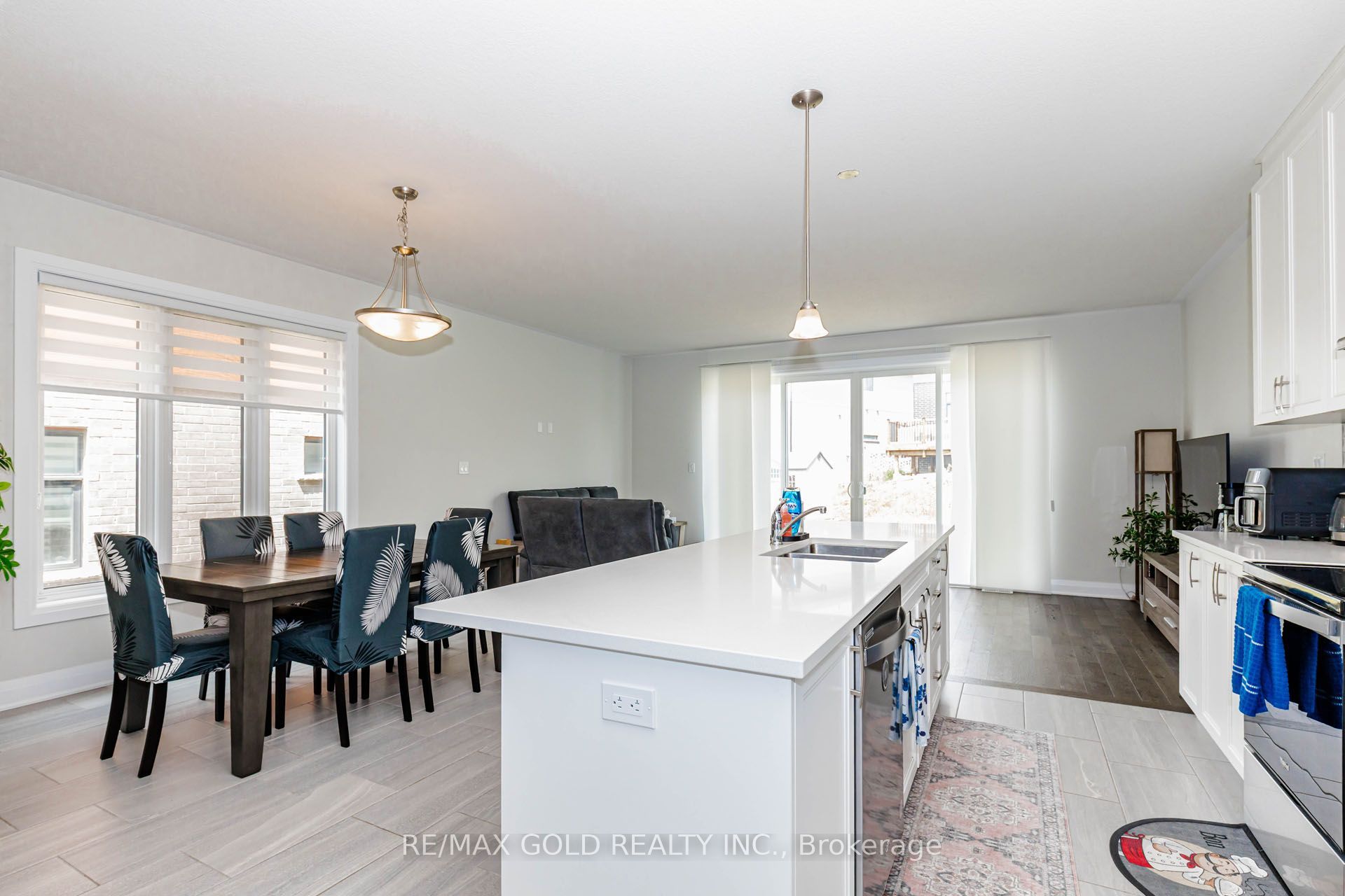 617 Benninger Drive Property Photo 8