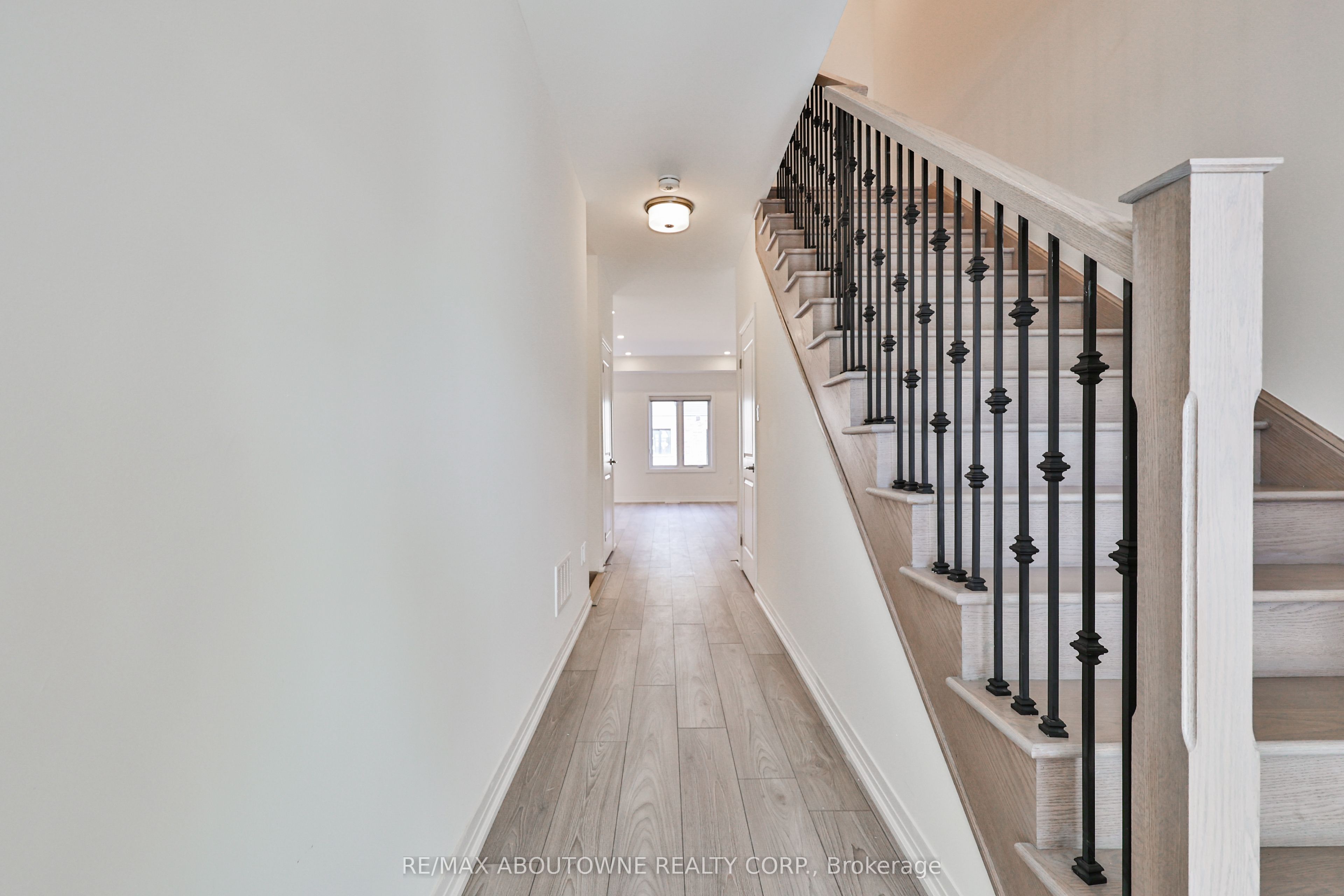 9 Wakeling Drive Property Photo 7