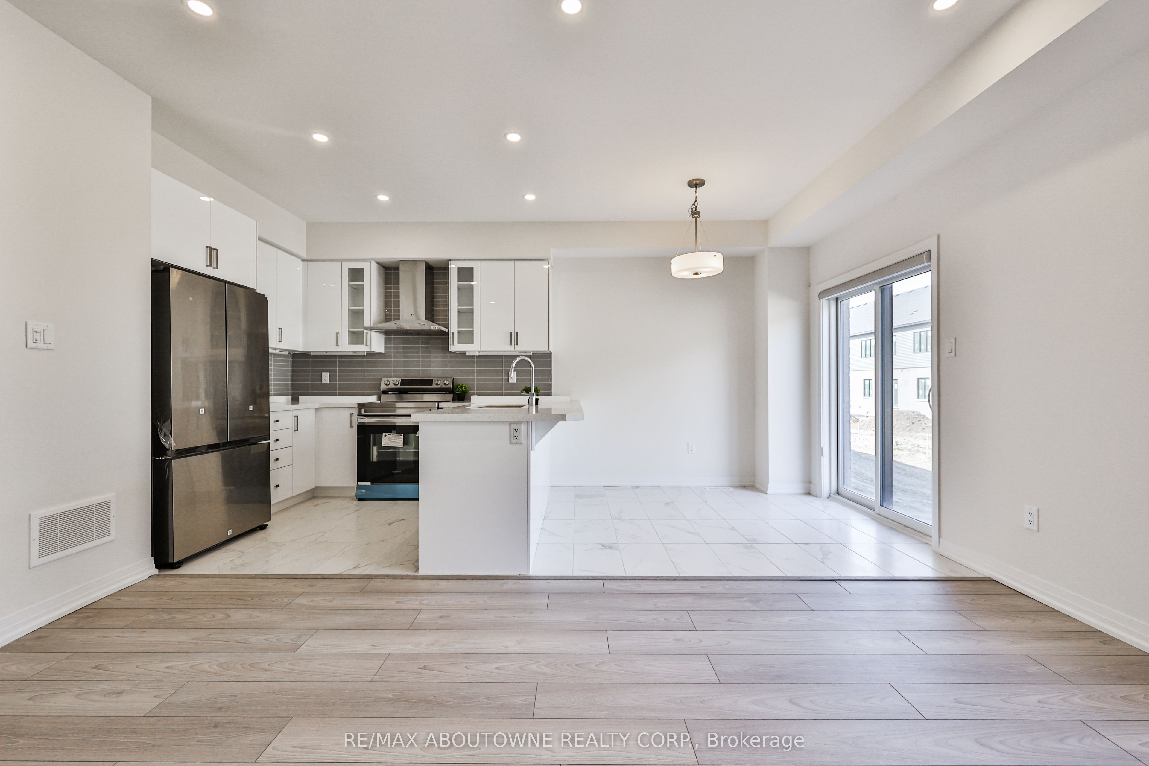 9 Wakeling Drive Property Photo 11