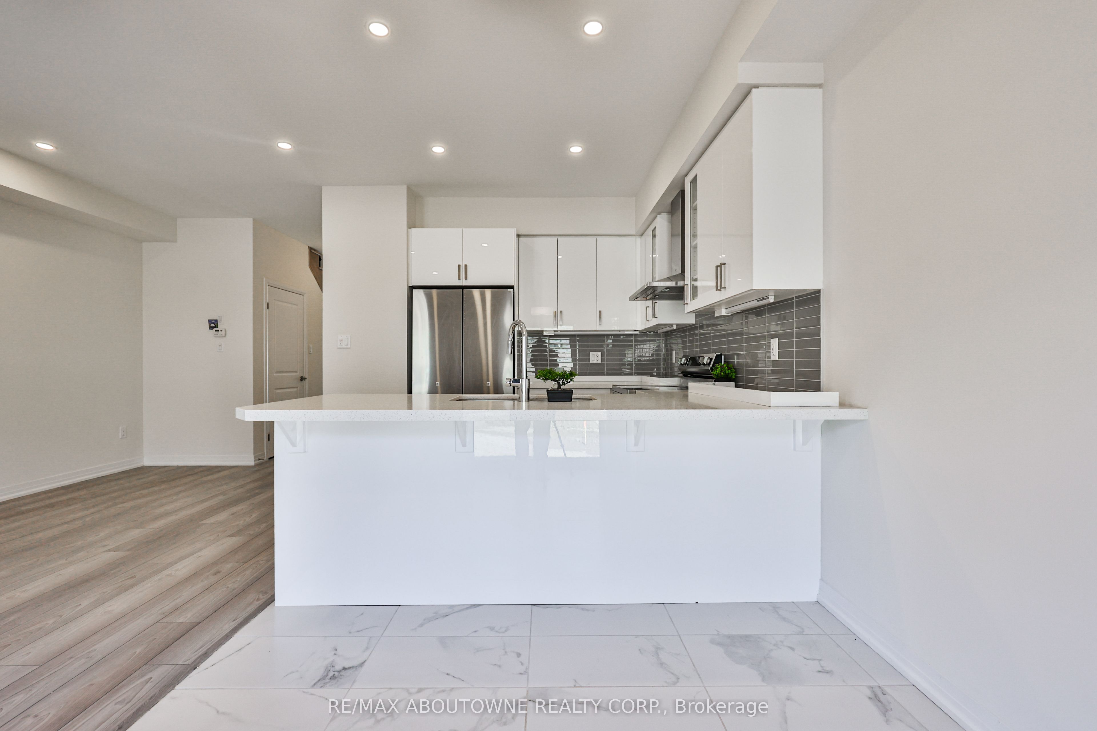 9 Wakeling Drive Property Photo 13