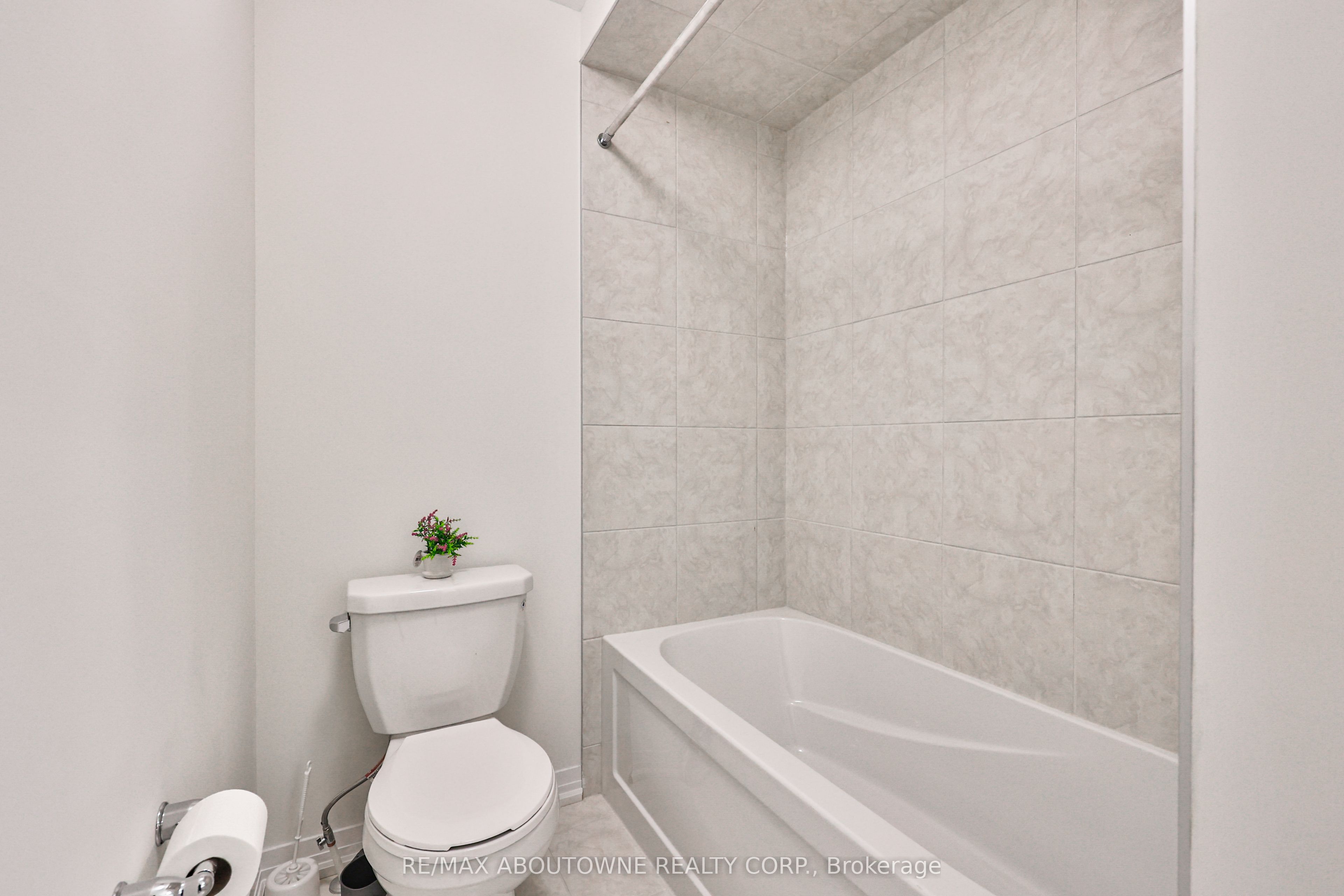 9 Wakeling Drive Property Photo 33