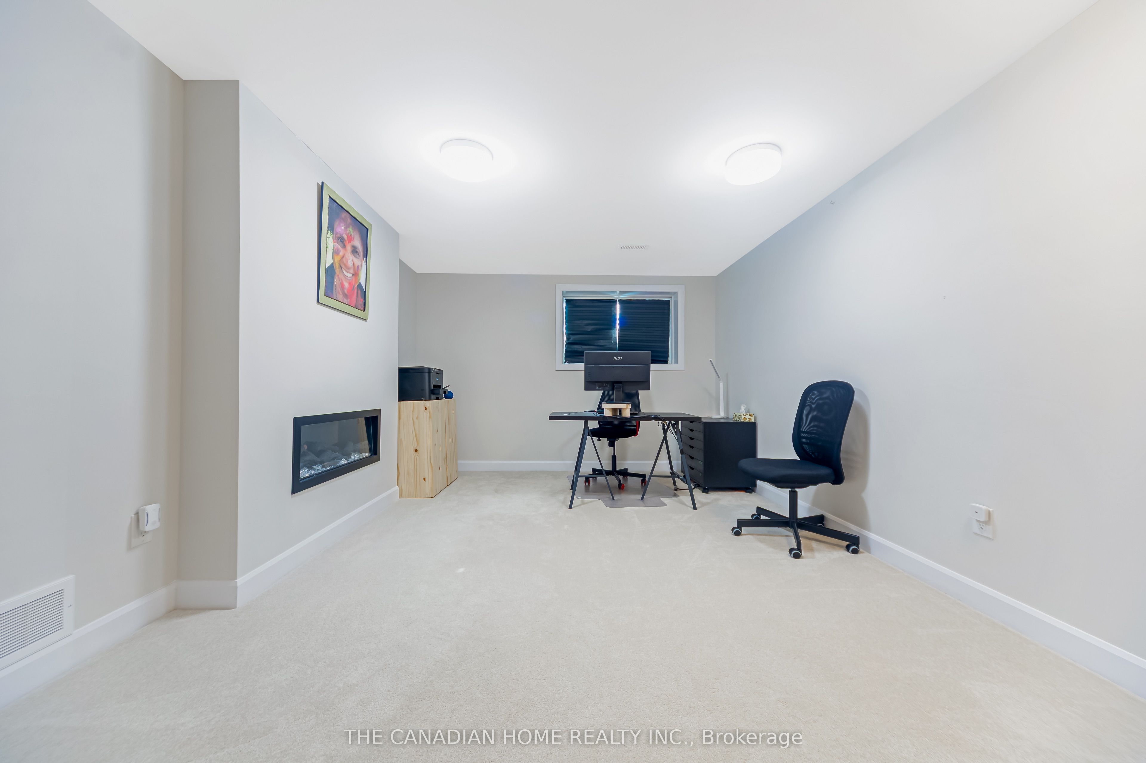 921 Clarkia Street Property Photo 8