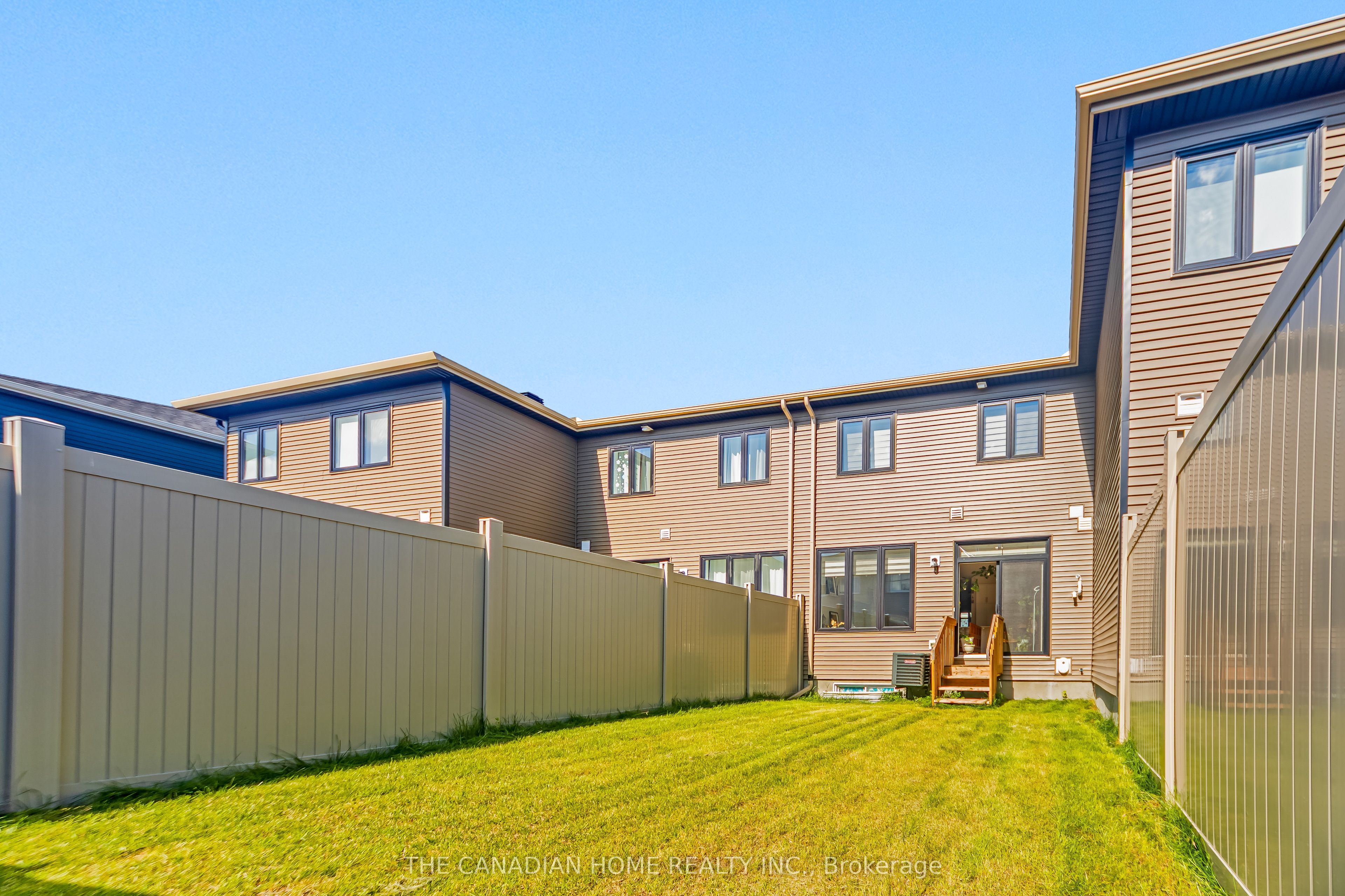 921 Clarkia Street Property Photo 15
