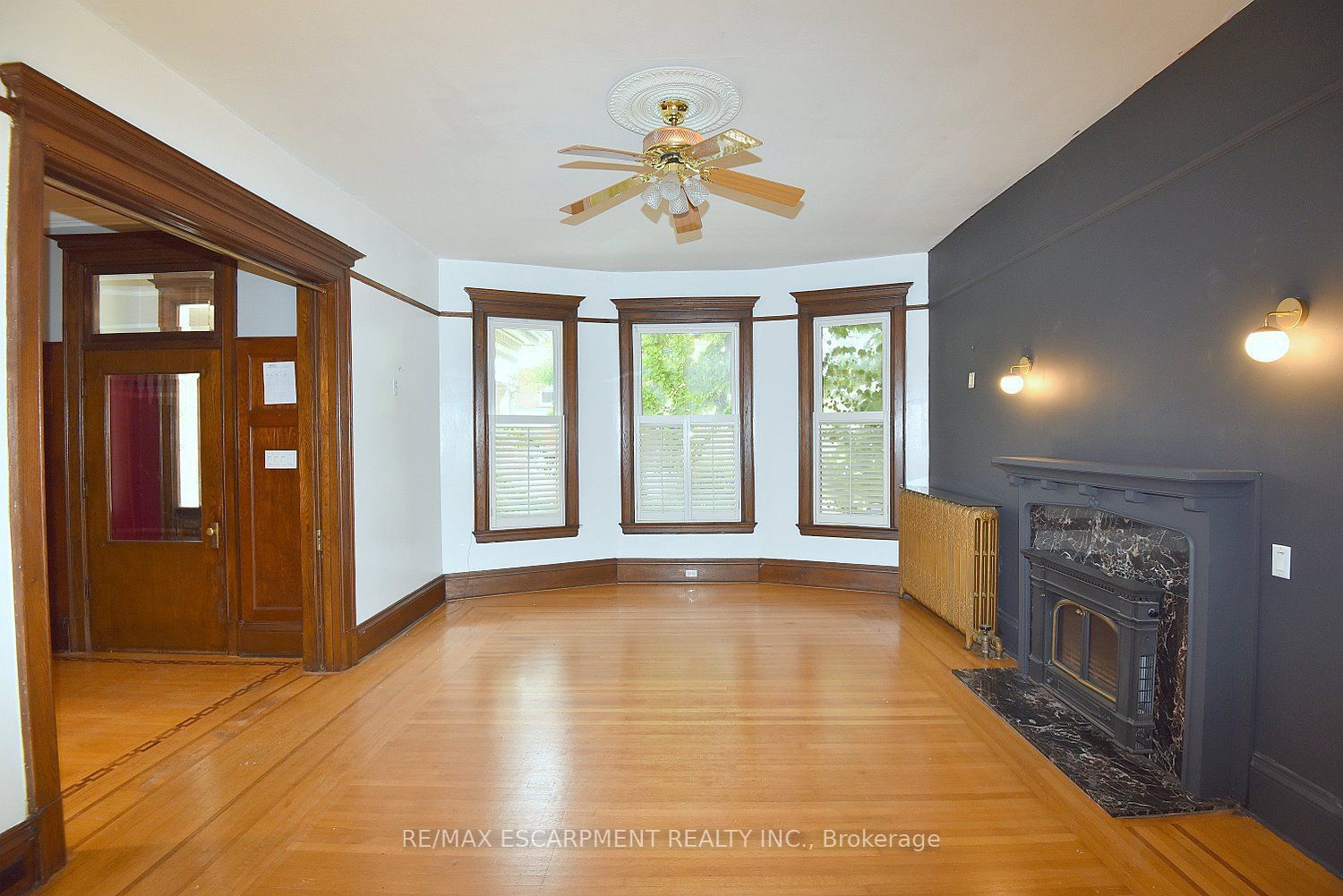 34 Holton Avenue S Property Photo 7