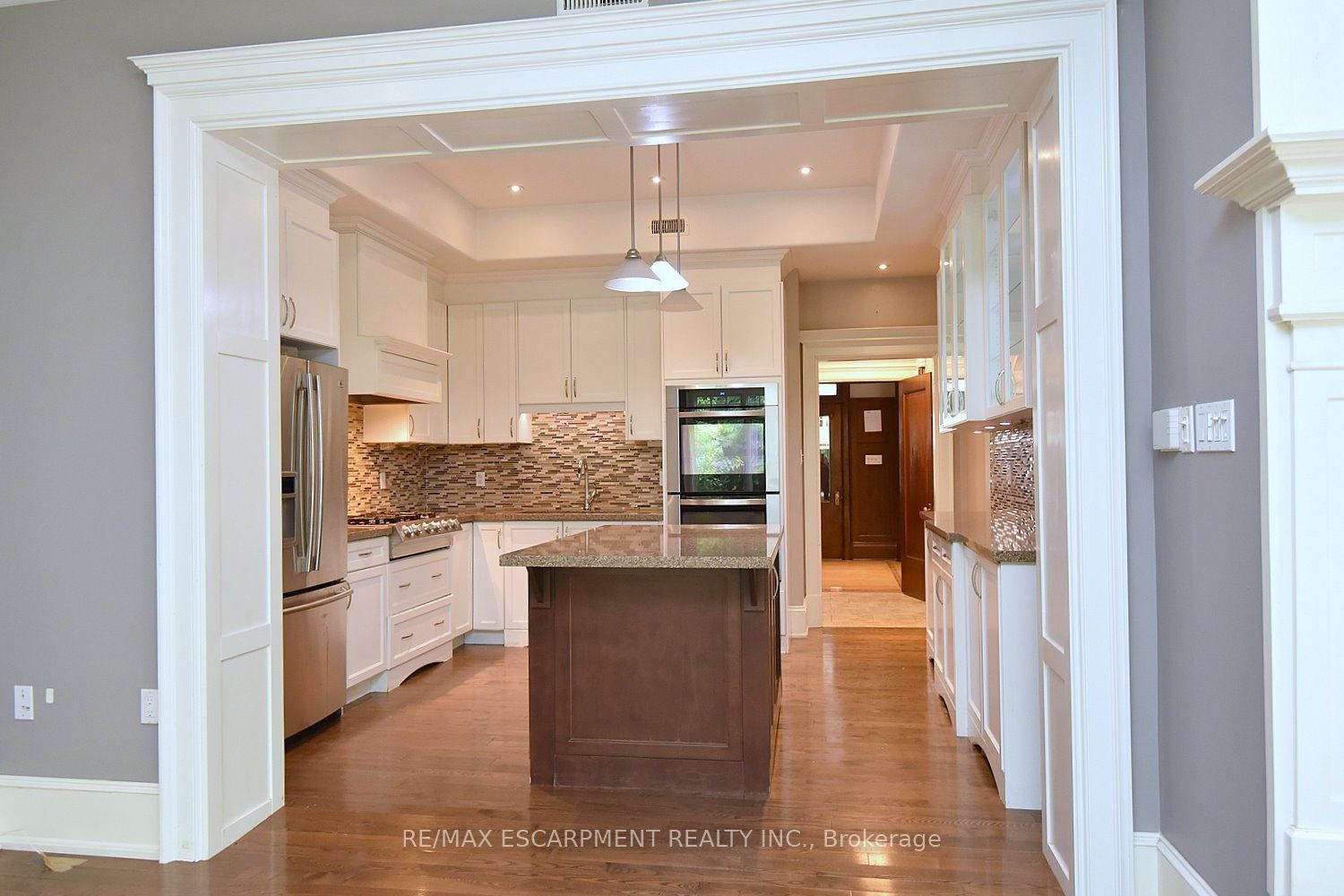 34 Holton Avenue S Property Photo 12