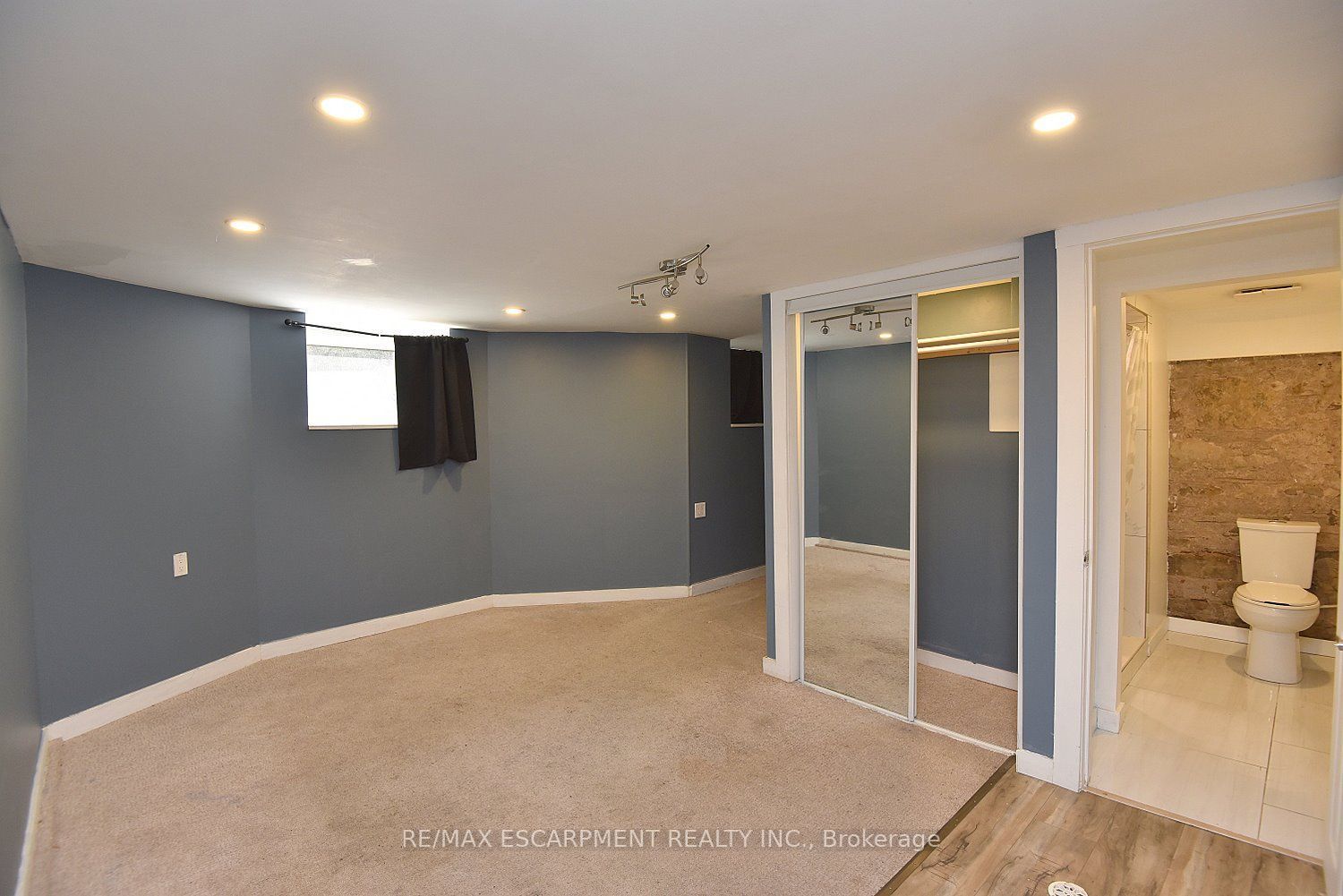 34 Holton Avenue S Property Photo 36