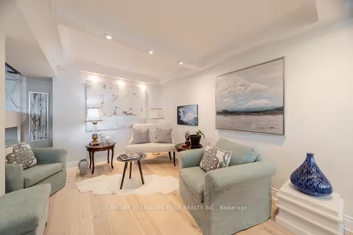 380 King Street 1805 Property Photo 4