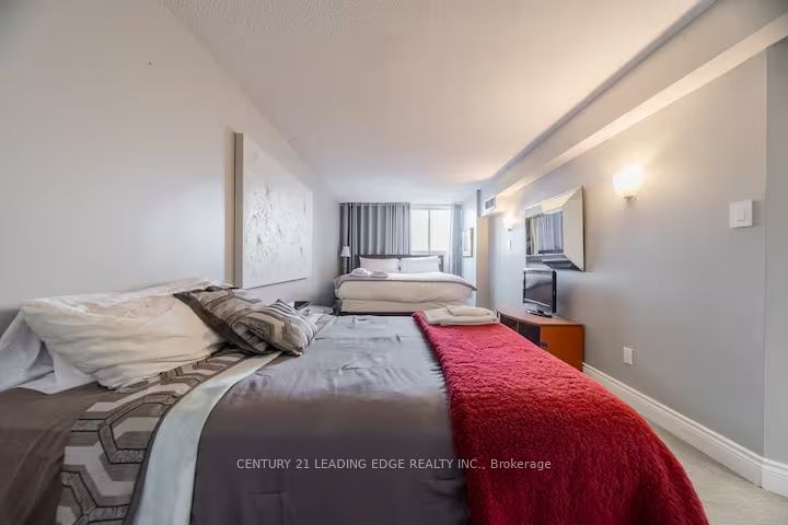 380 King Street 1805 Property Photo 23