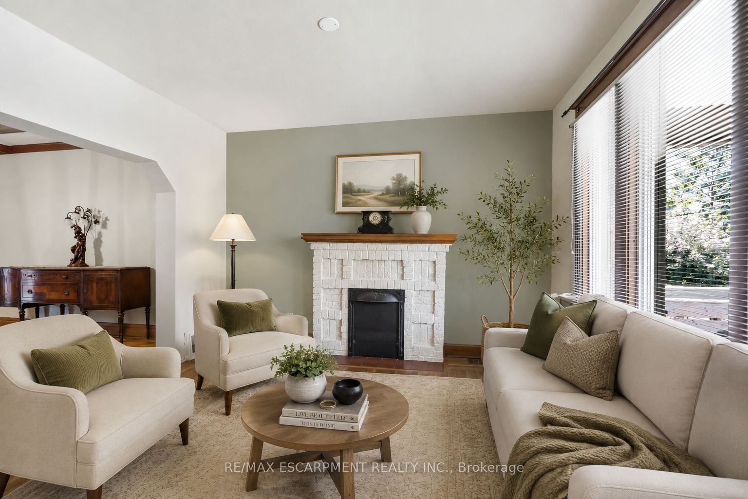 163 Grosvenor Avenue S Property Photo 12