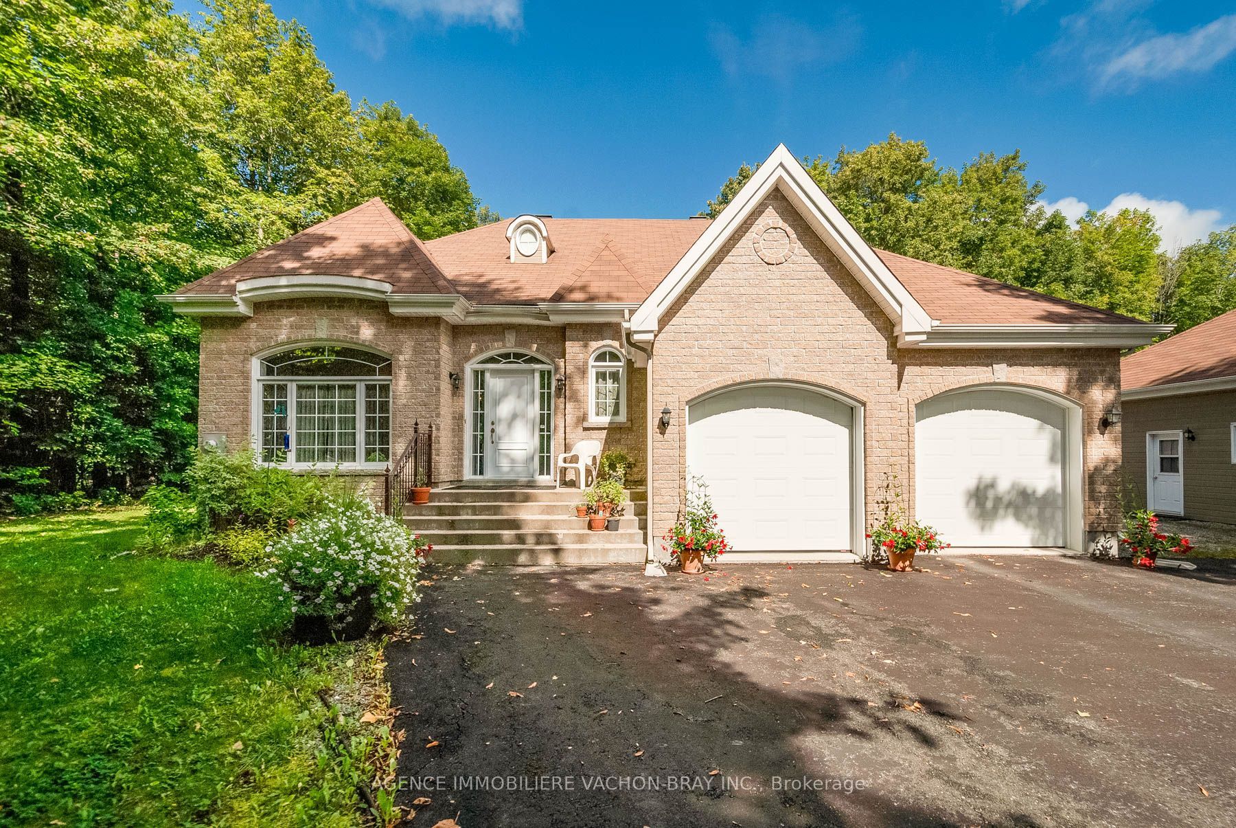 20233 Maple Road Property Photo 1