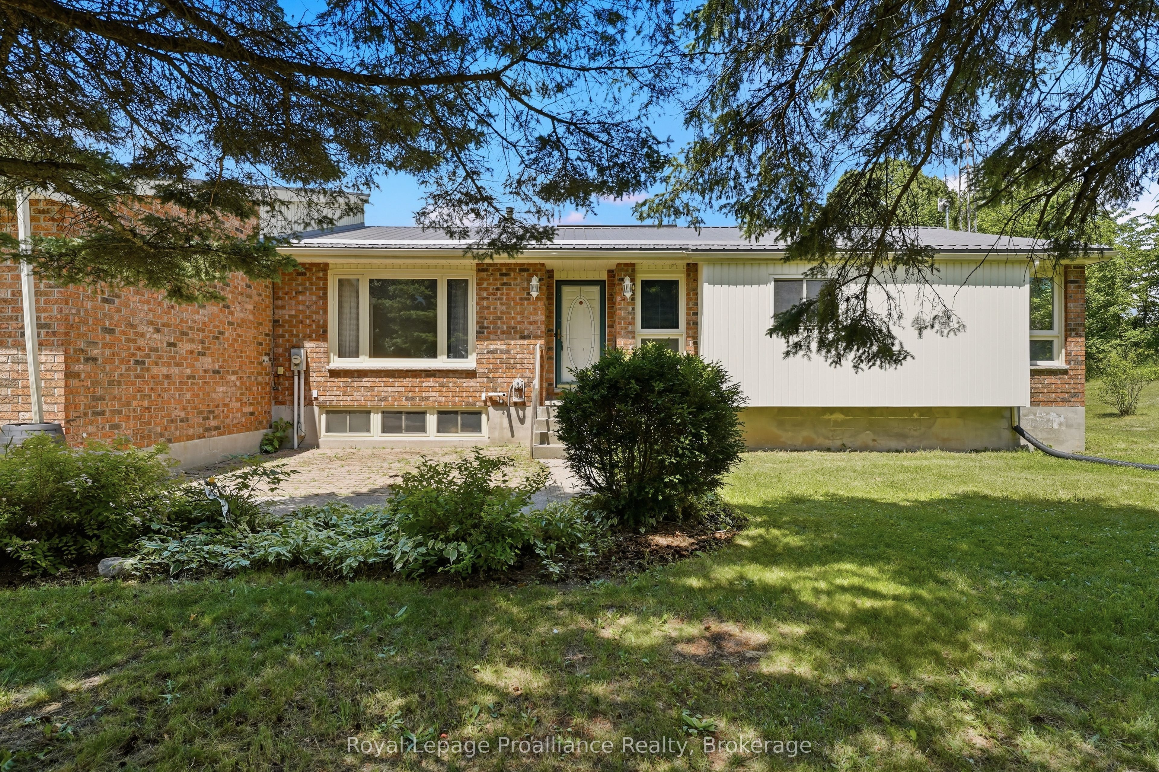 555 Bethel Road Property Photo 3