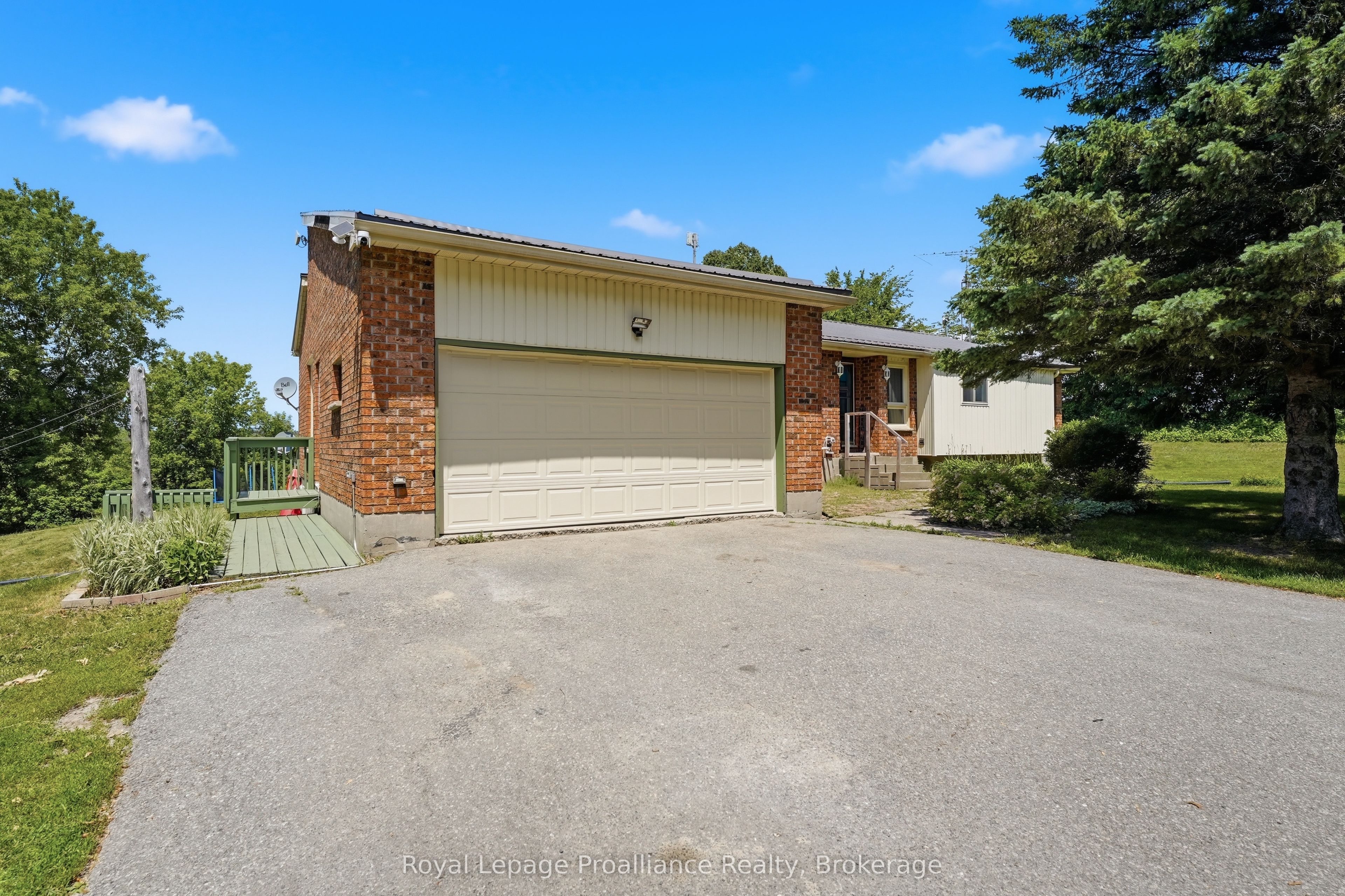555 Bethel Road Property Photo 4