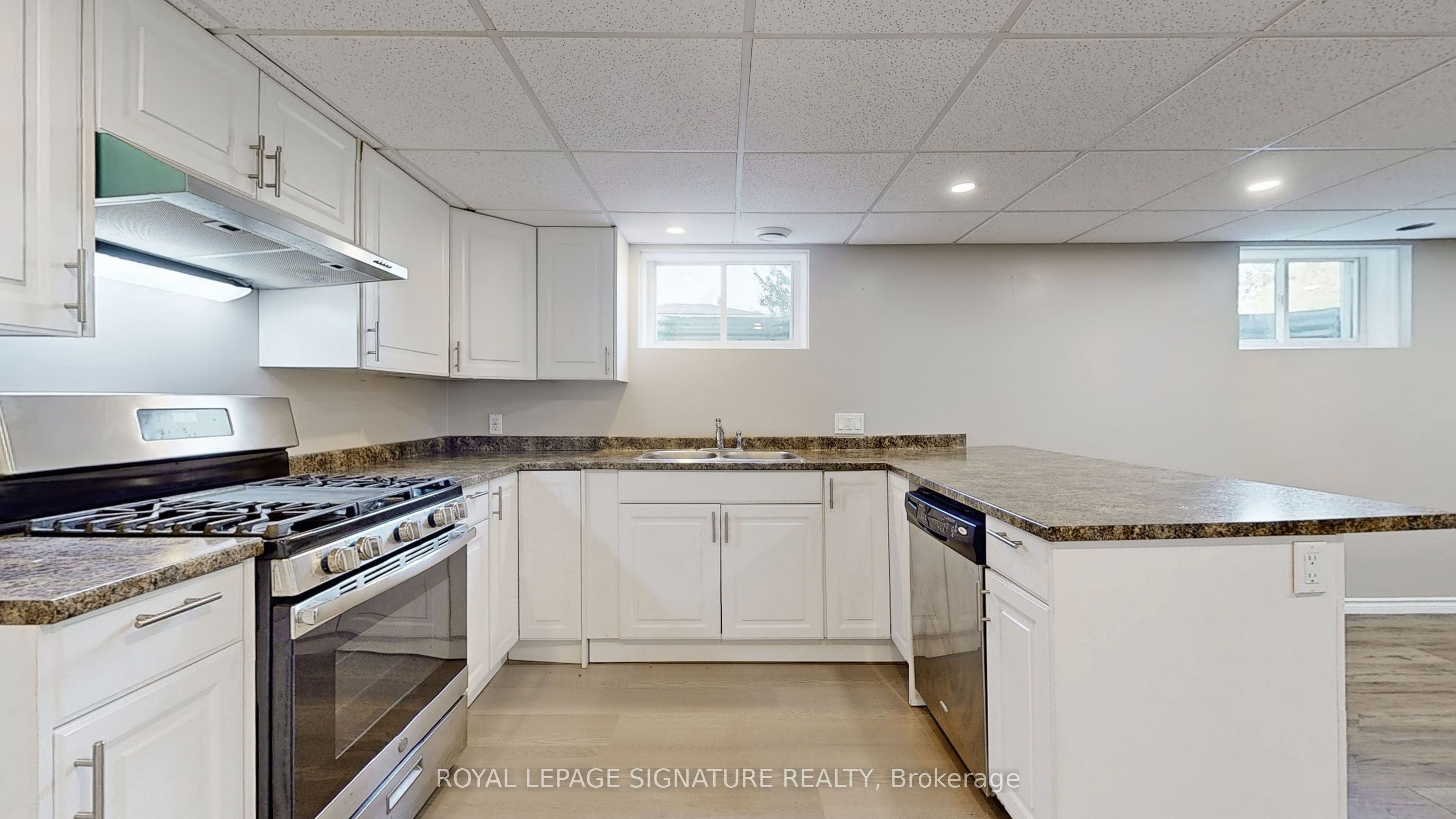 127 Moffatt Street Bsmt Property Photo 6
