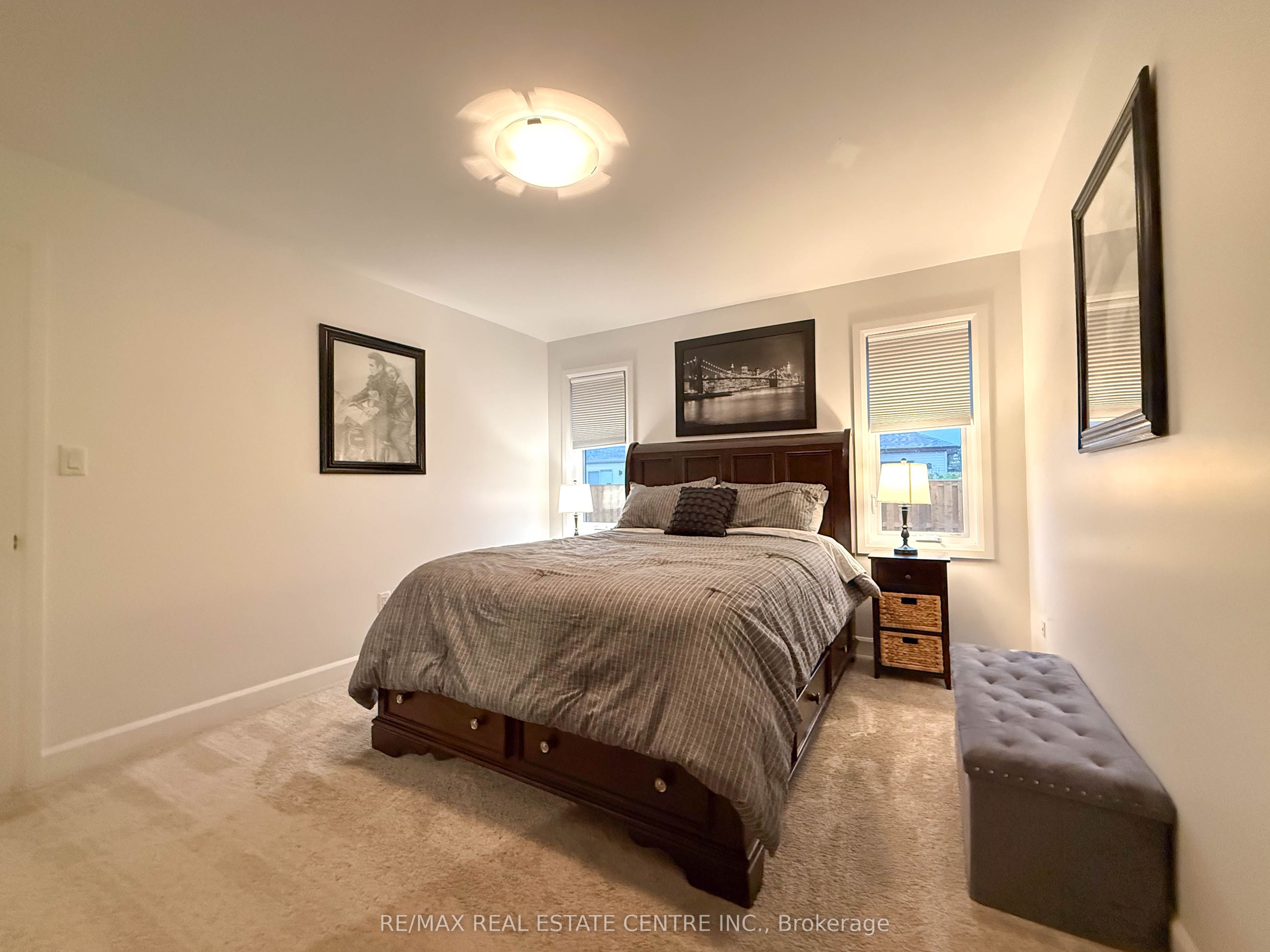 101 Grassland Grove Property Photo 11