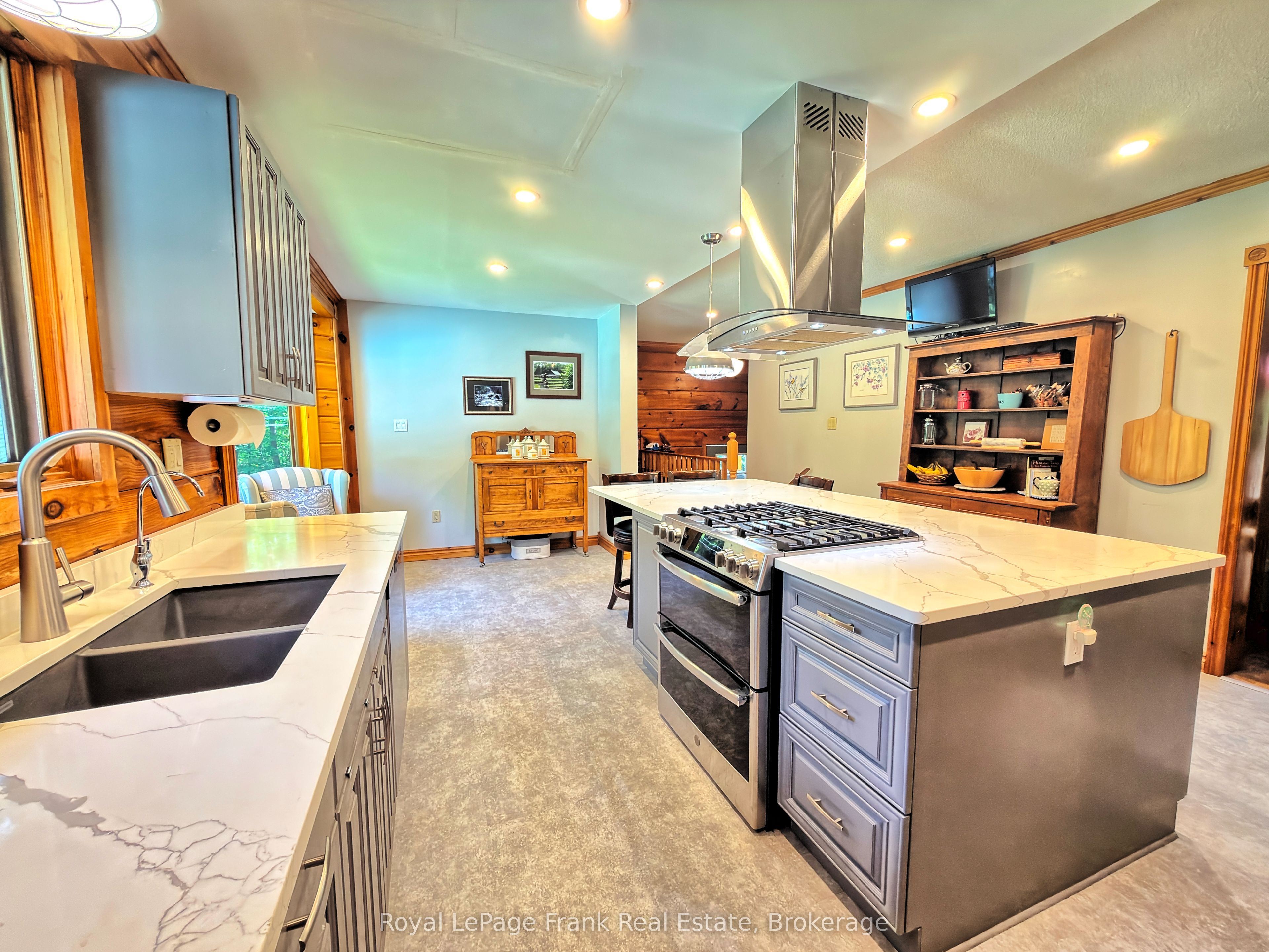 858 Mill Road Property Photo 6