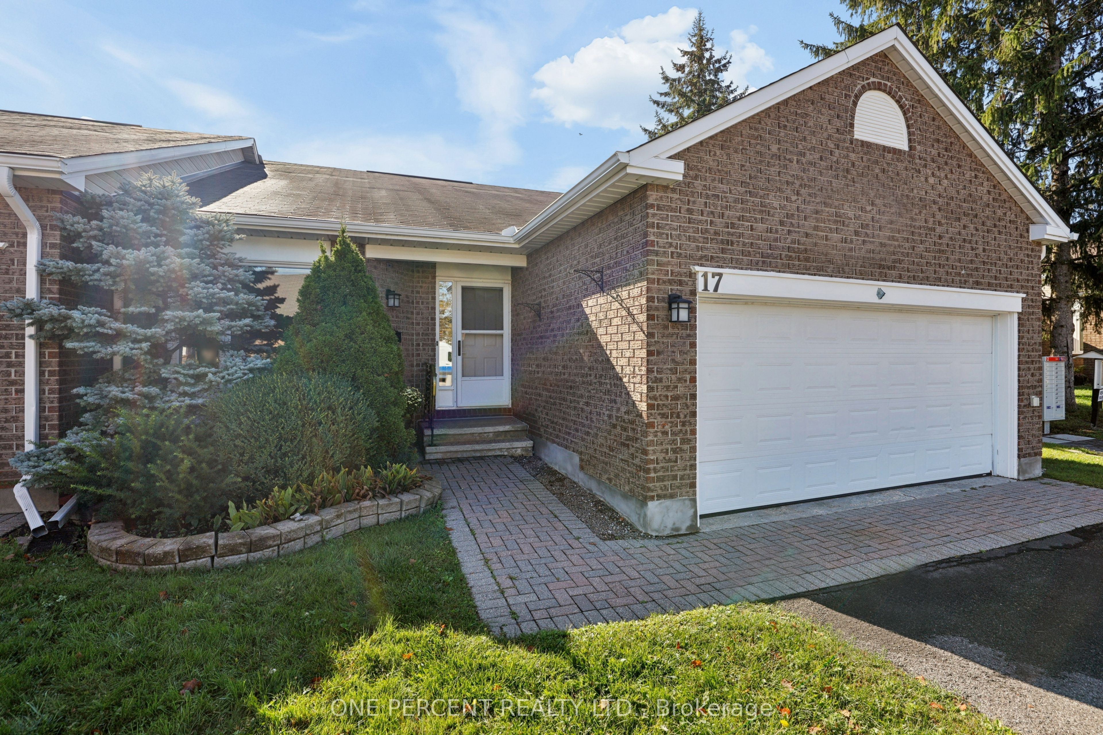 17 Pine Needles Court Property Photo 1