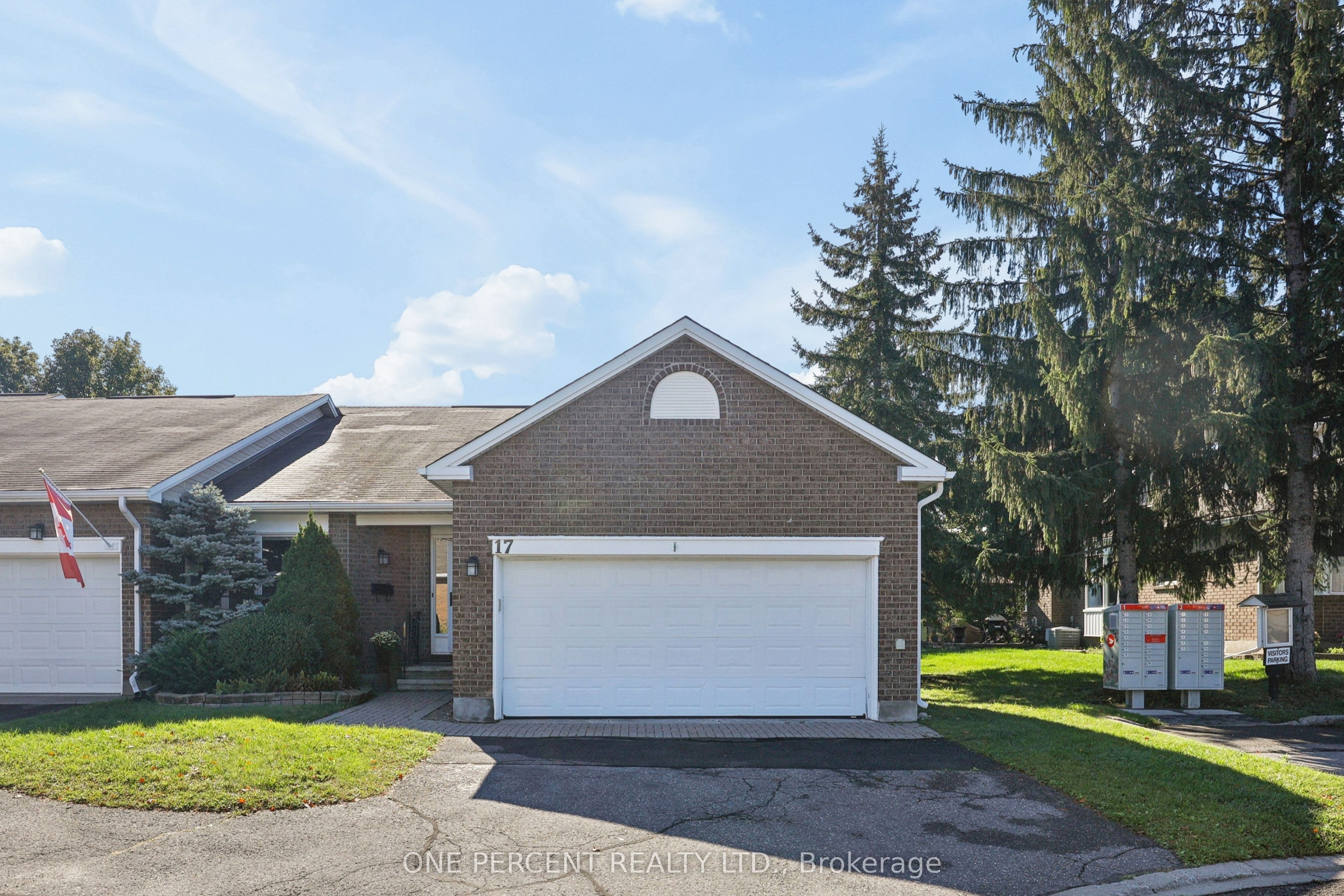 17 Pine Needles Court Property Photo 2