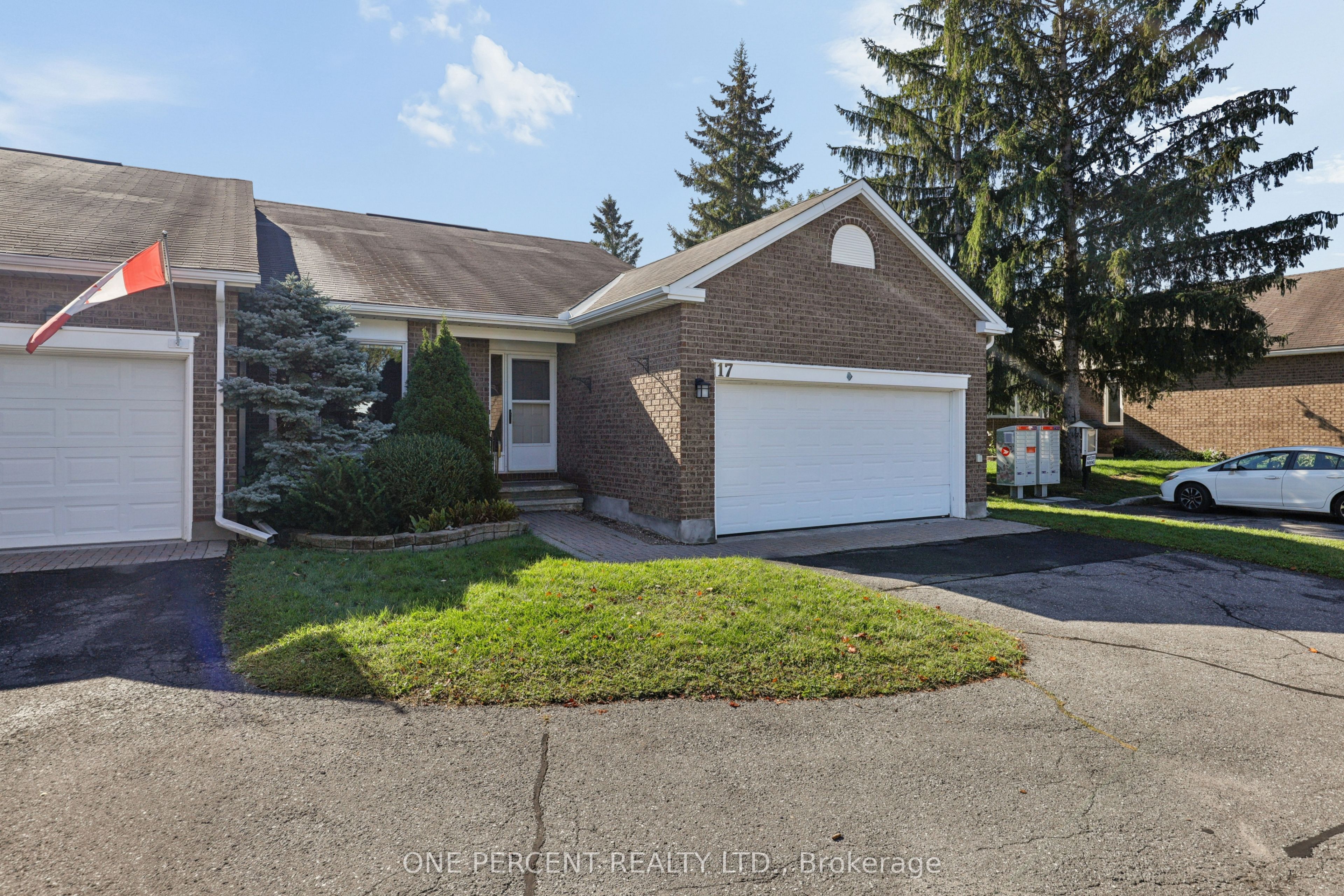 17 Pine Needles Court Property Photo 3