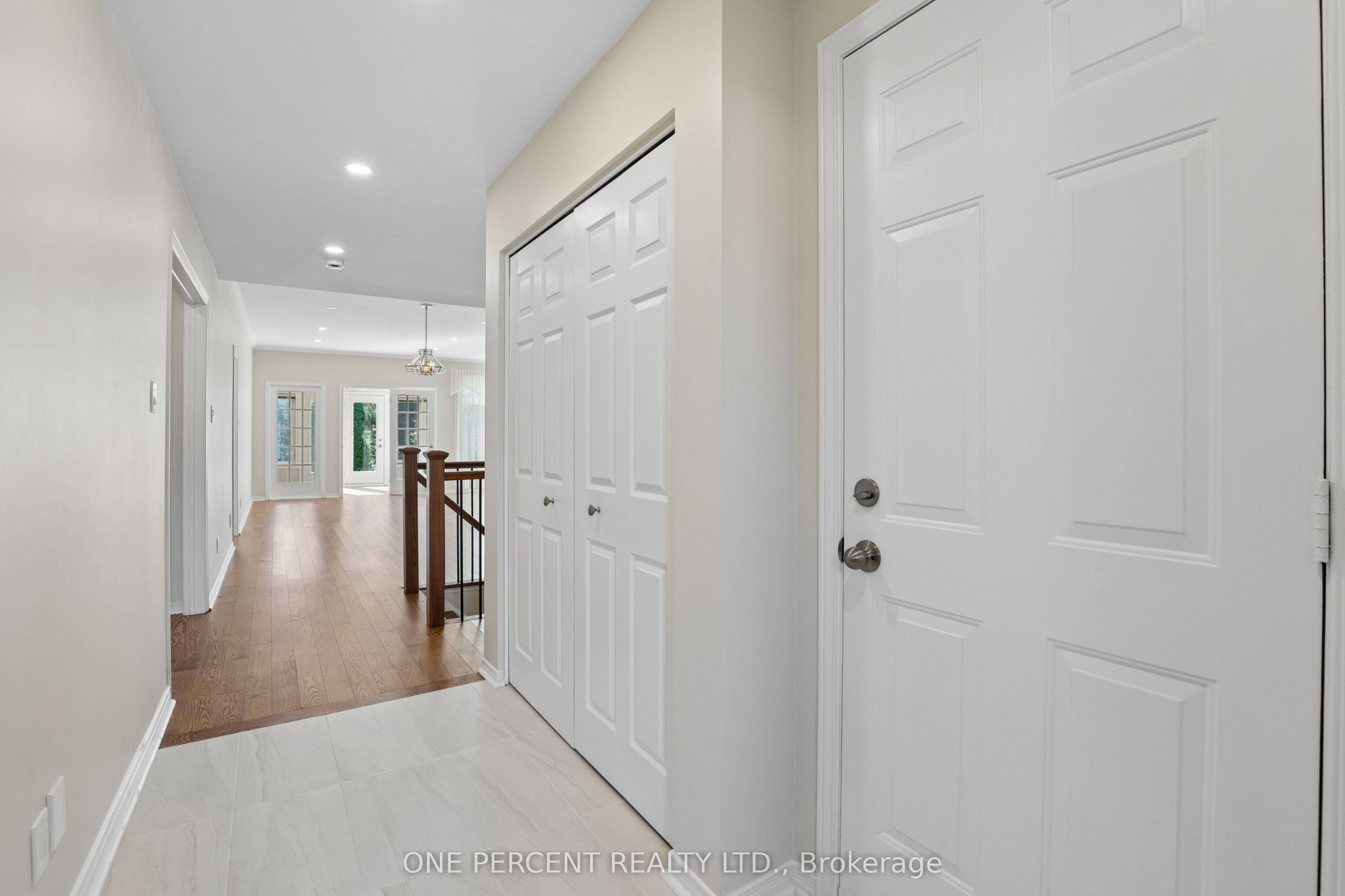 17 Pine Needles Court Property Photo 5