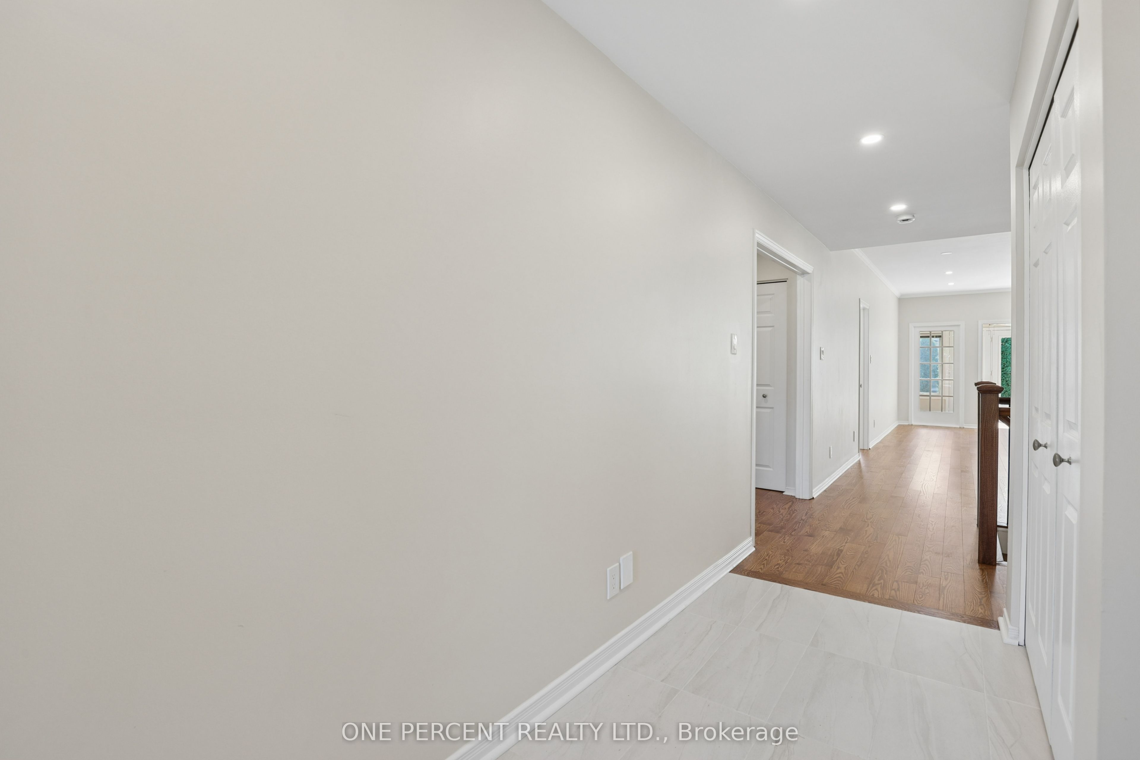 17 Pine Needles Court Property Photo 6