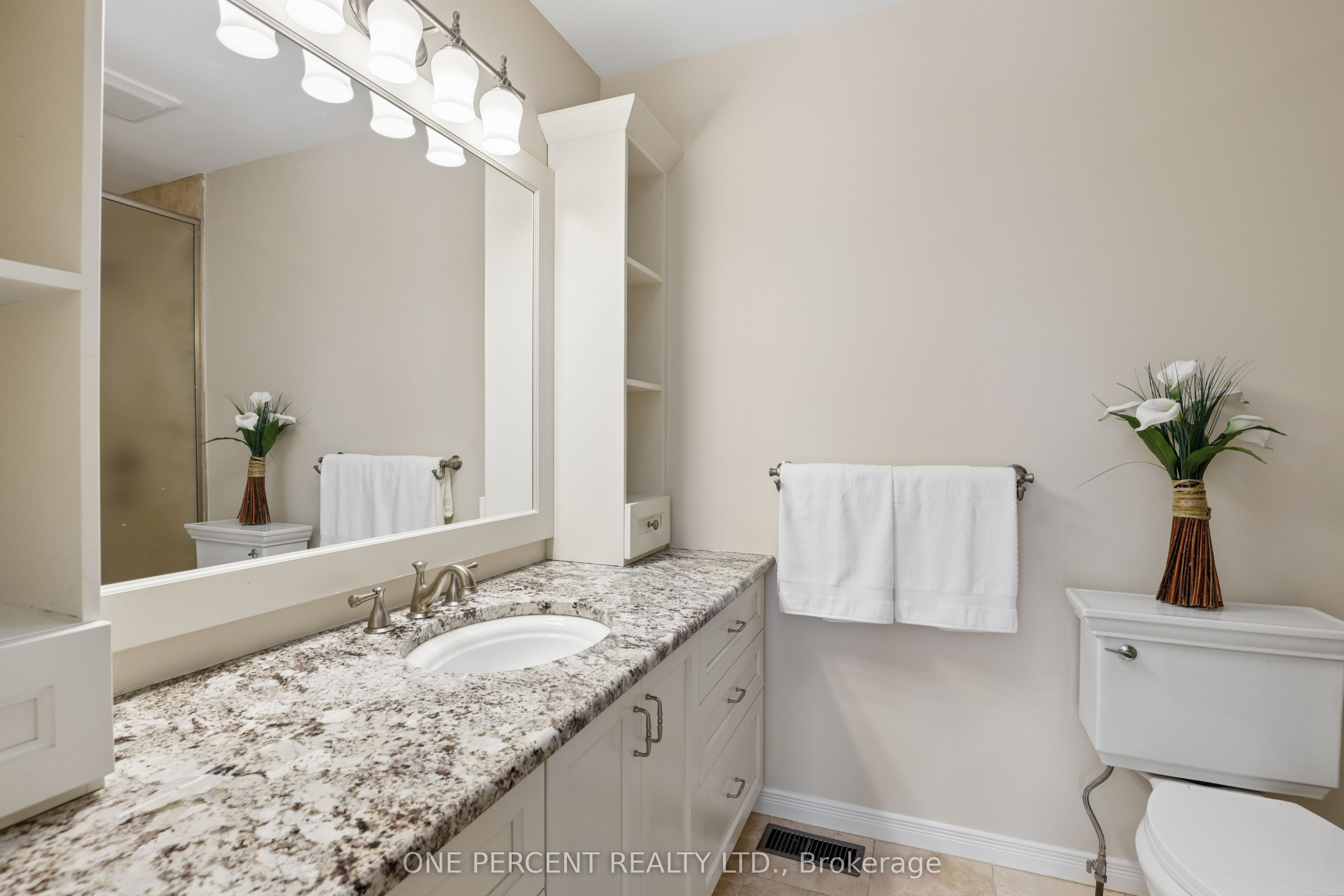 17 Pine Needles Court Property Photo 28