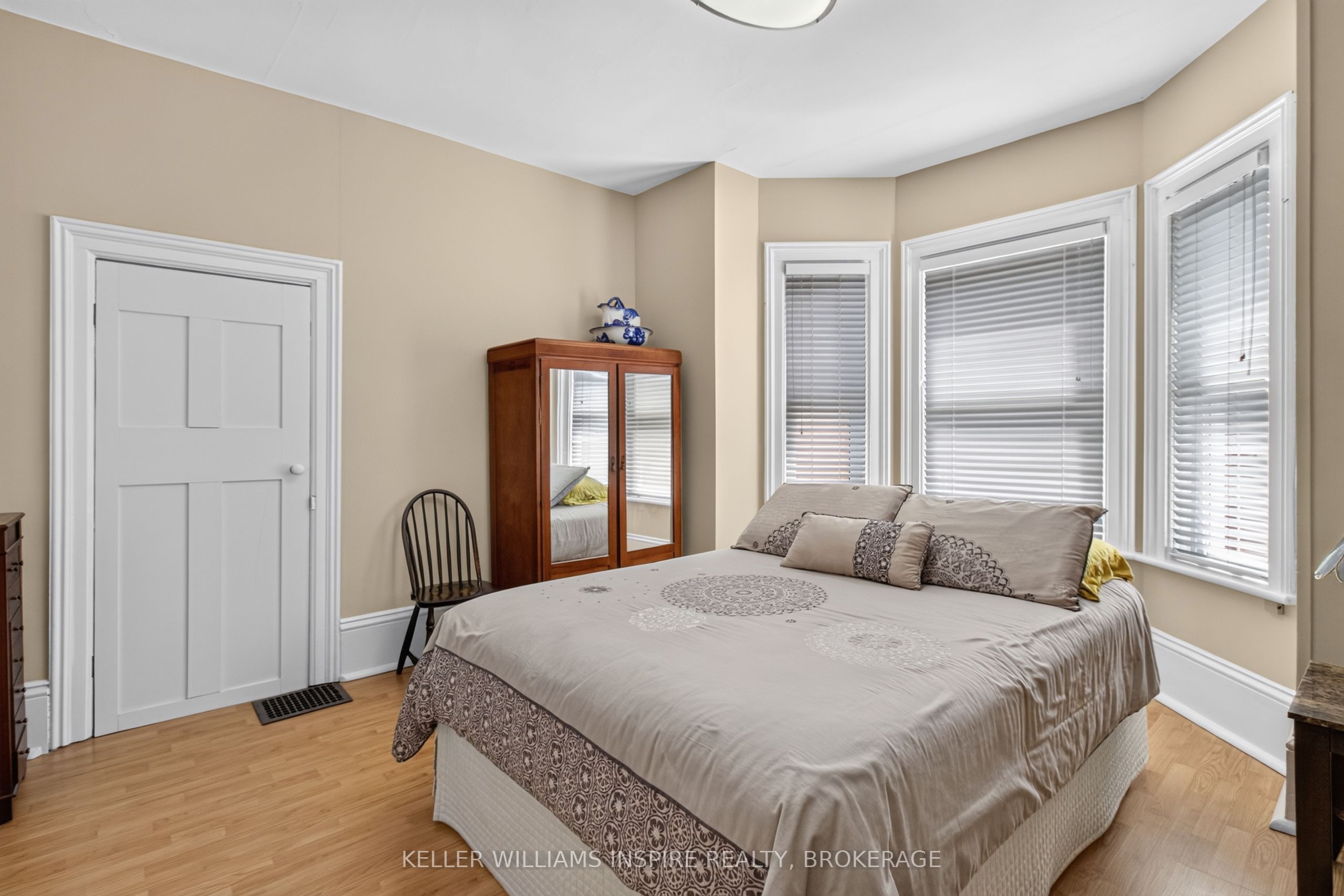 244 George Street Property Photo 33