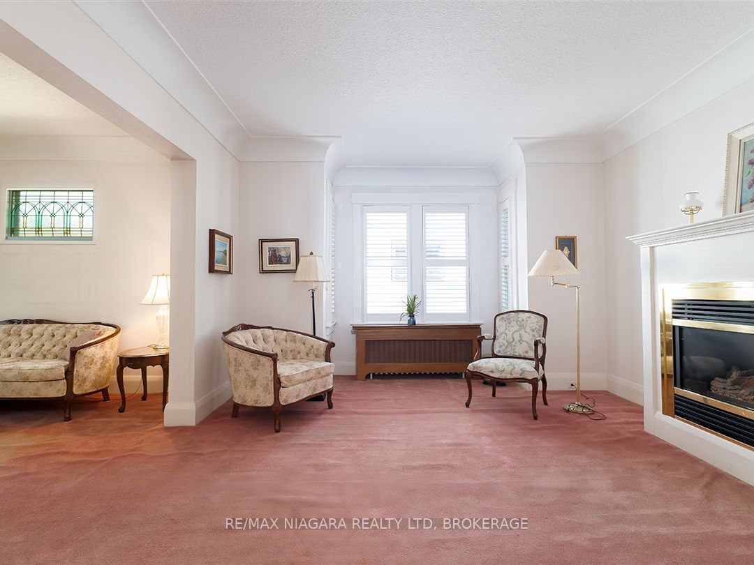 241 Alexandra Street Property Photo 15