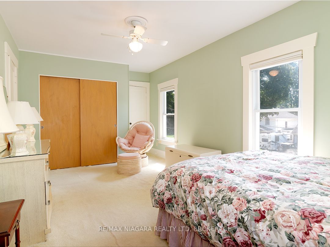 241 Alexandra Street Property Photo 23