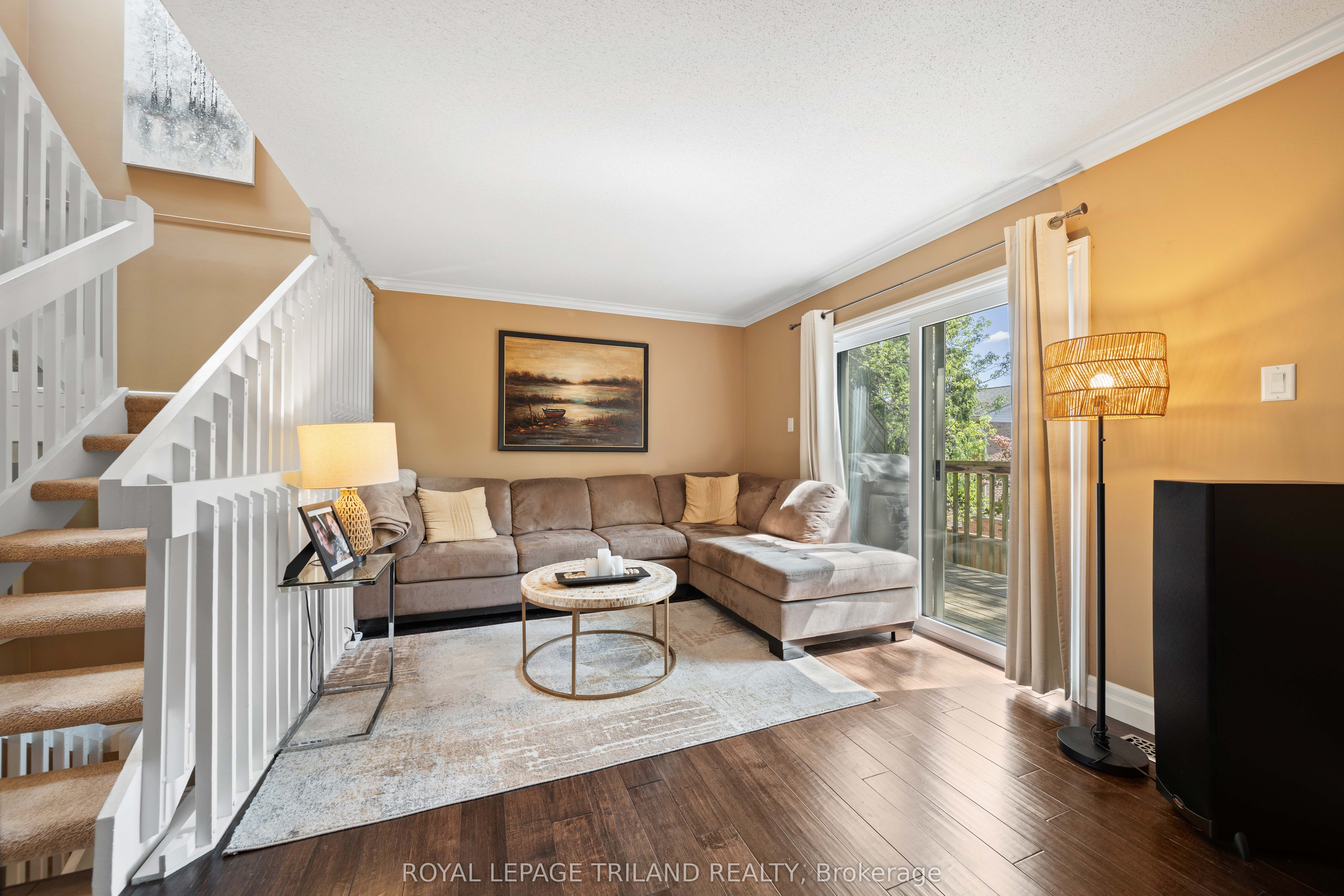 1399 Commissioners Road W 4 Property Photo 18