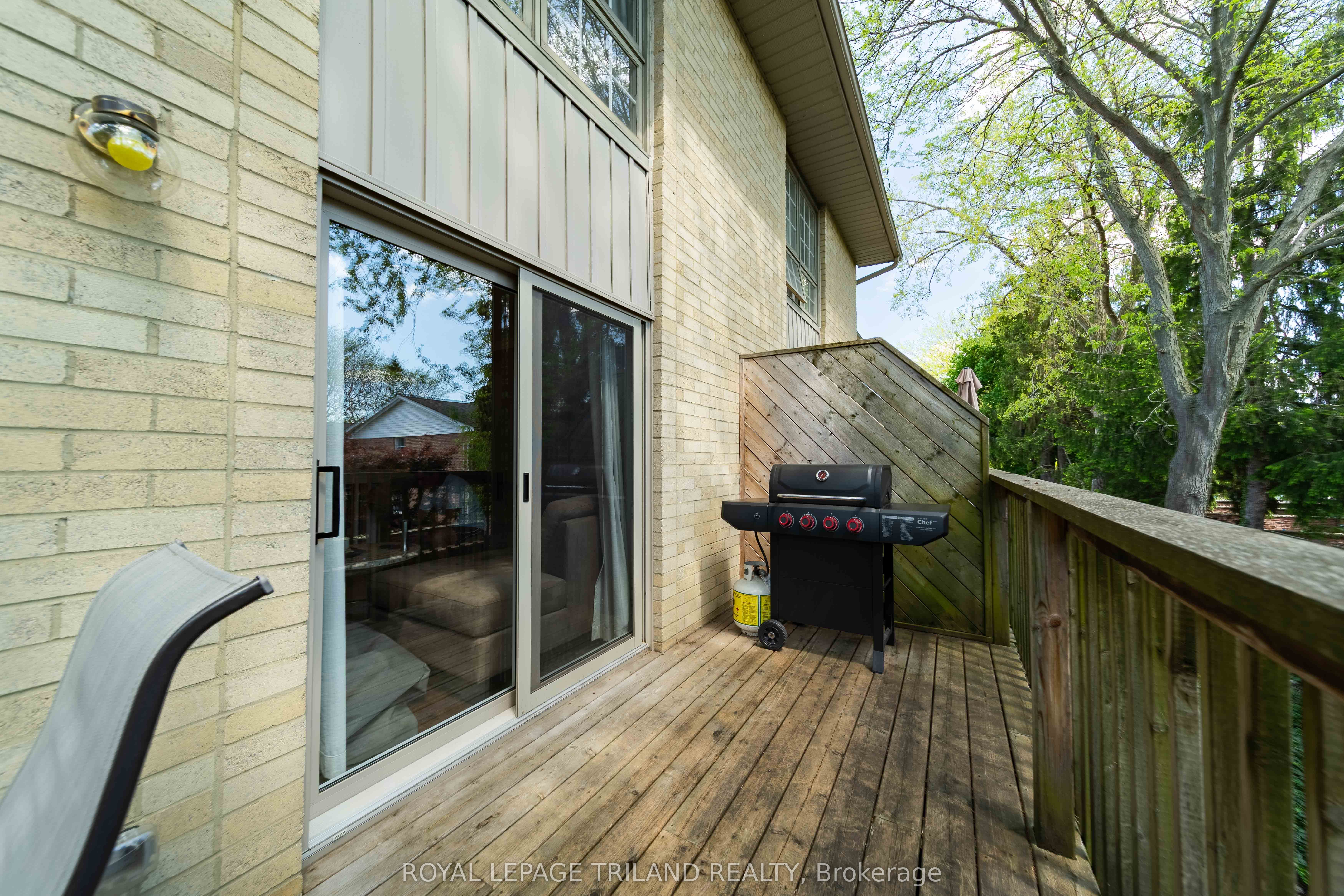 1399 Commissioners Road W 4 Property Photo 29