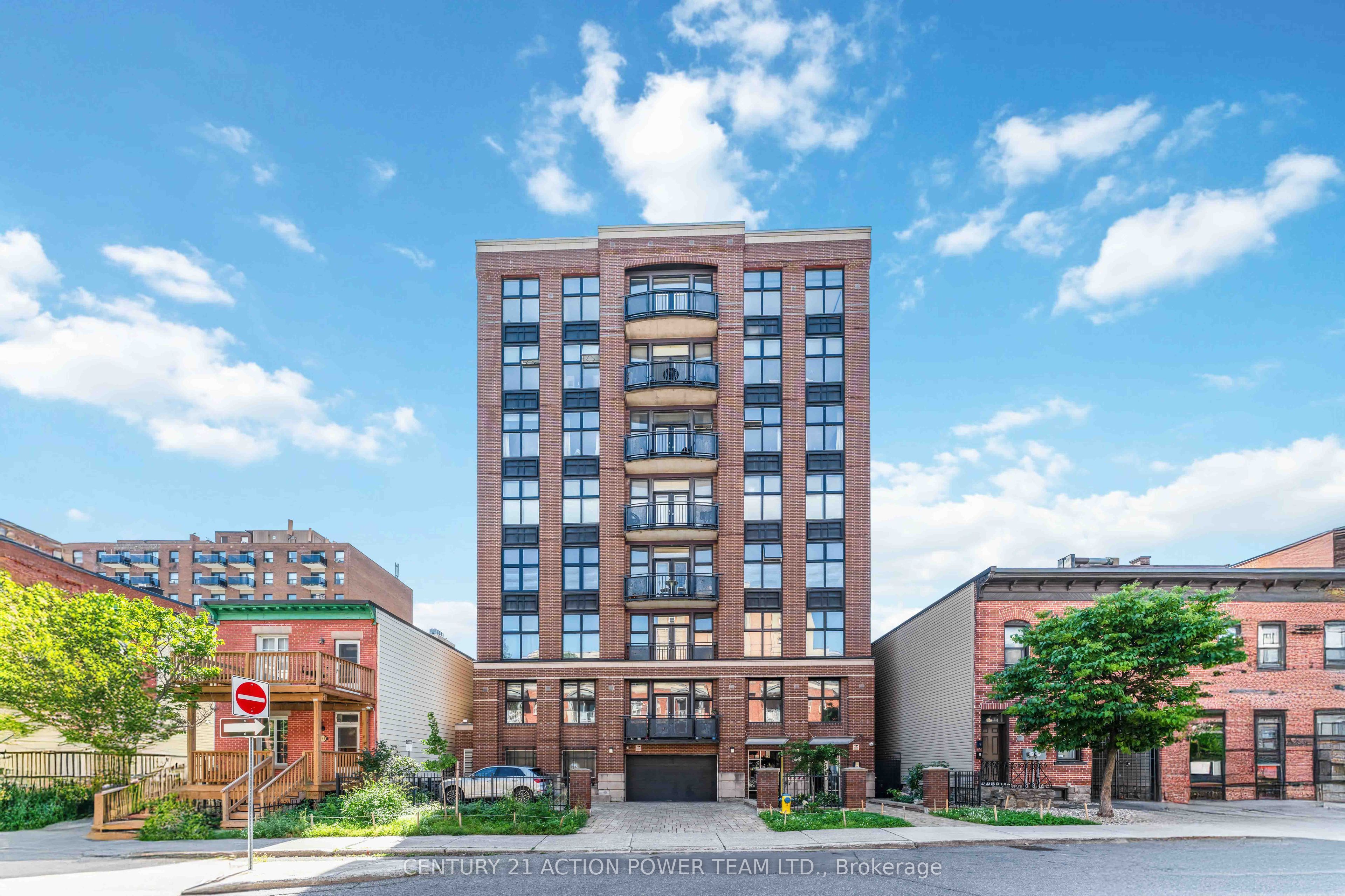 144 CLARENCE Street 6A